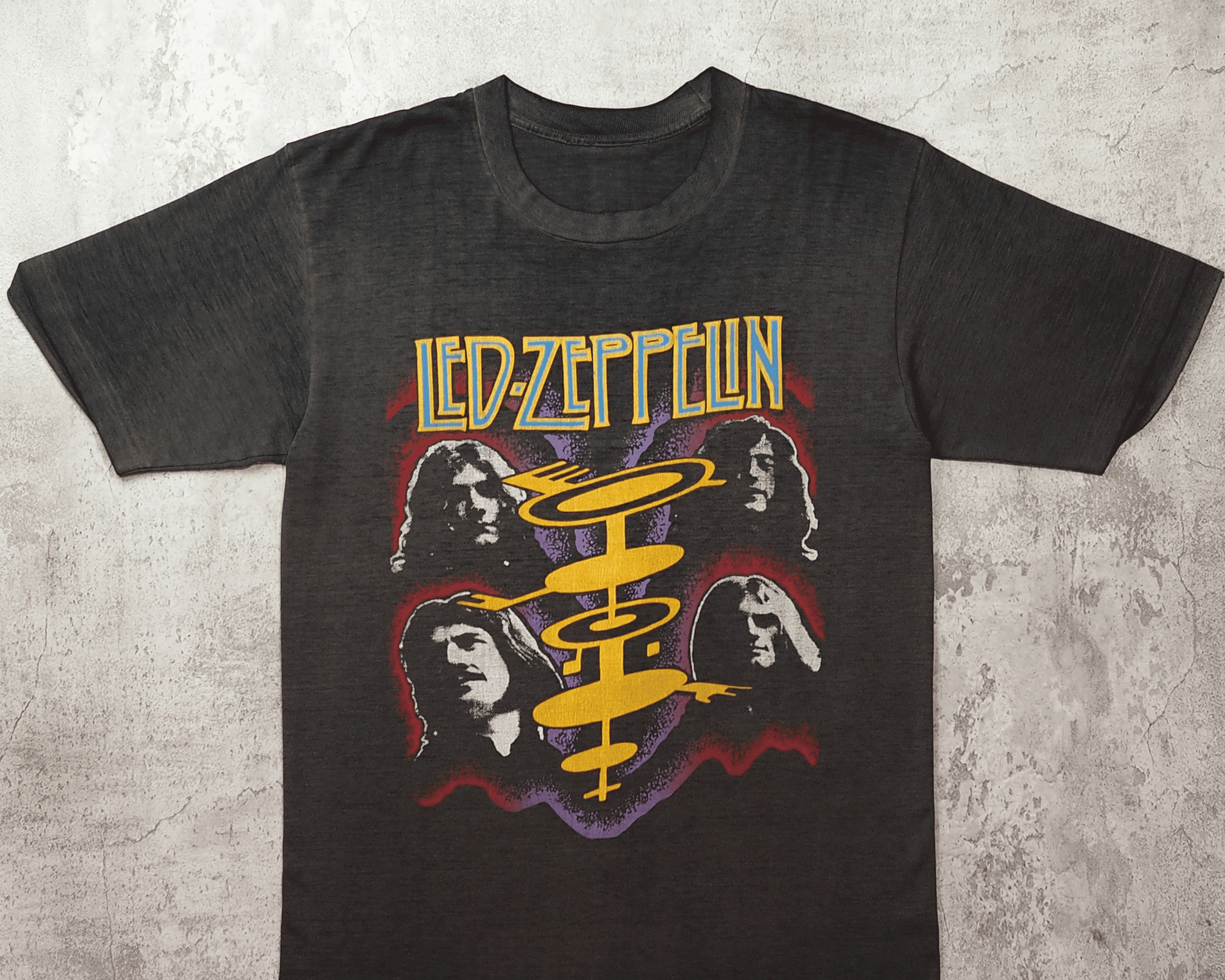 Vintage Vintage 1990s Led Zeppelin Bootleg Shirt M Size US M / EU 48-50 / 2 - 2 Thumbnail