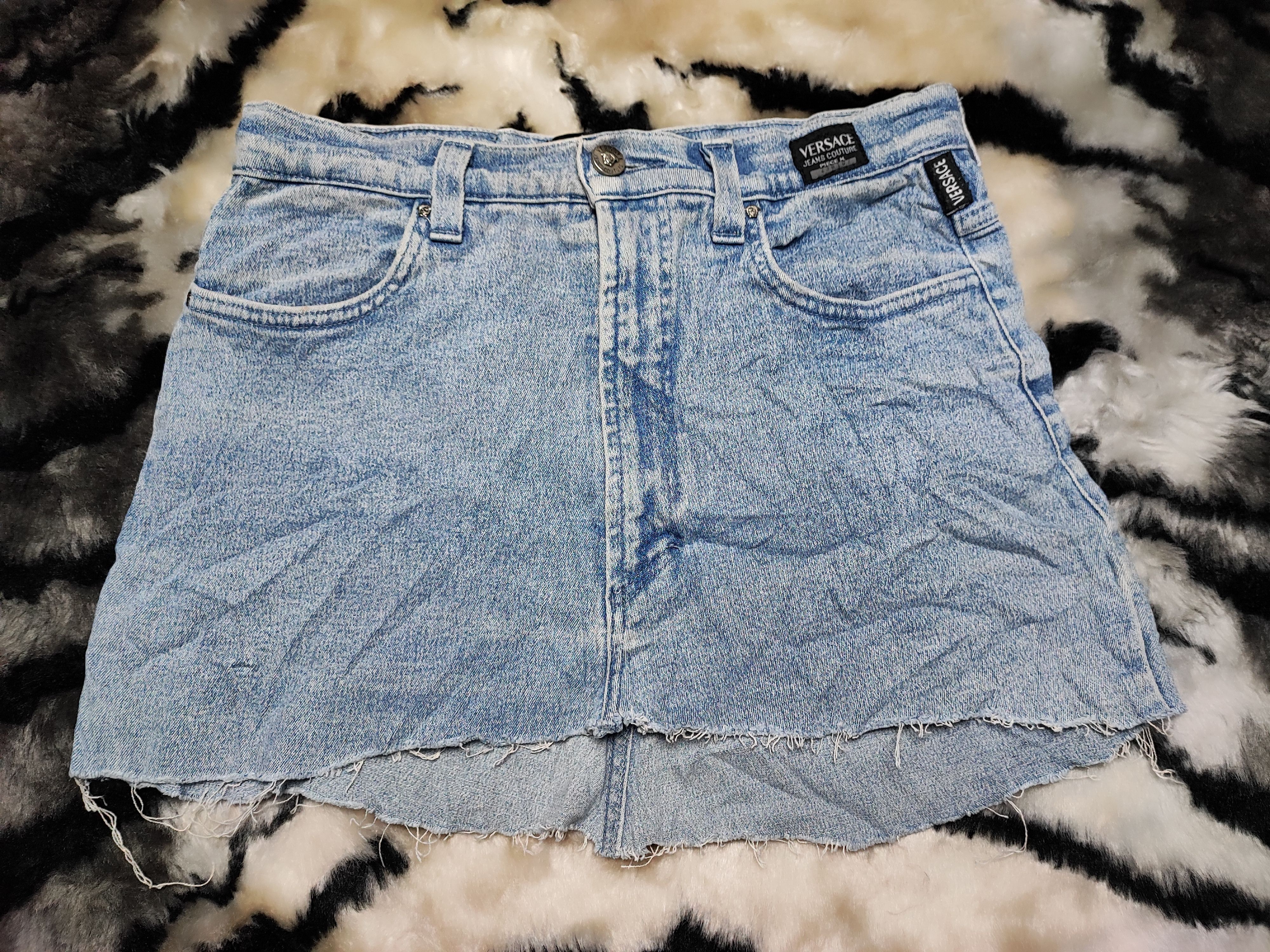 If Six Was Nine Denim Skirt Distress Versace Jeans Size 28" / US 6 / IT 42 - 2 Thumbnail