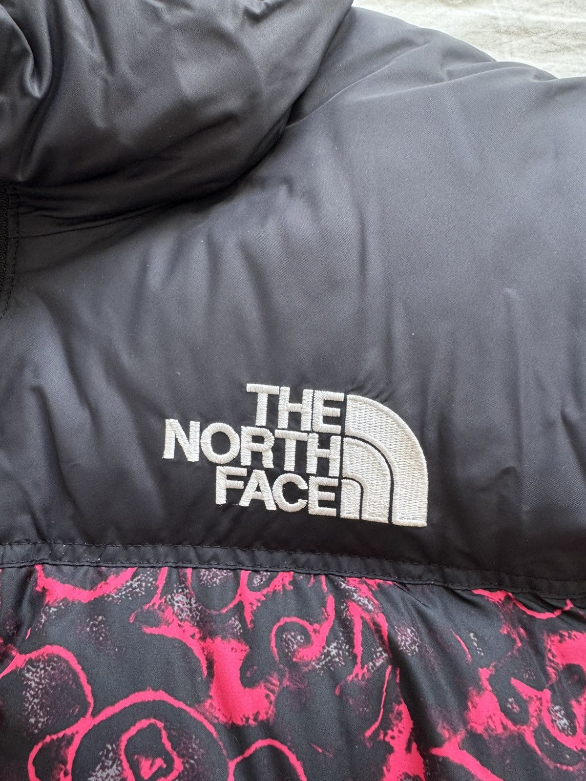 The North Face The North Face 1996 Retro Nuptse Jacket Rose Red Size US L / EU 52-54 / 3 - 3 Thumbnail