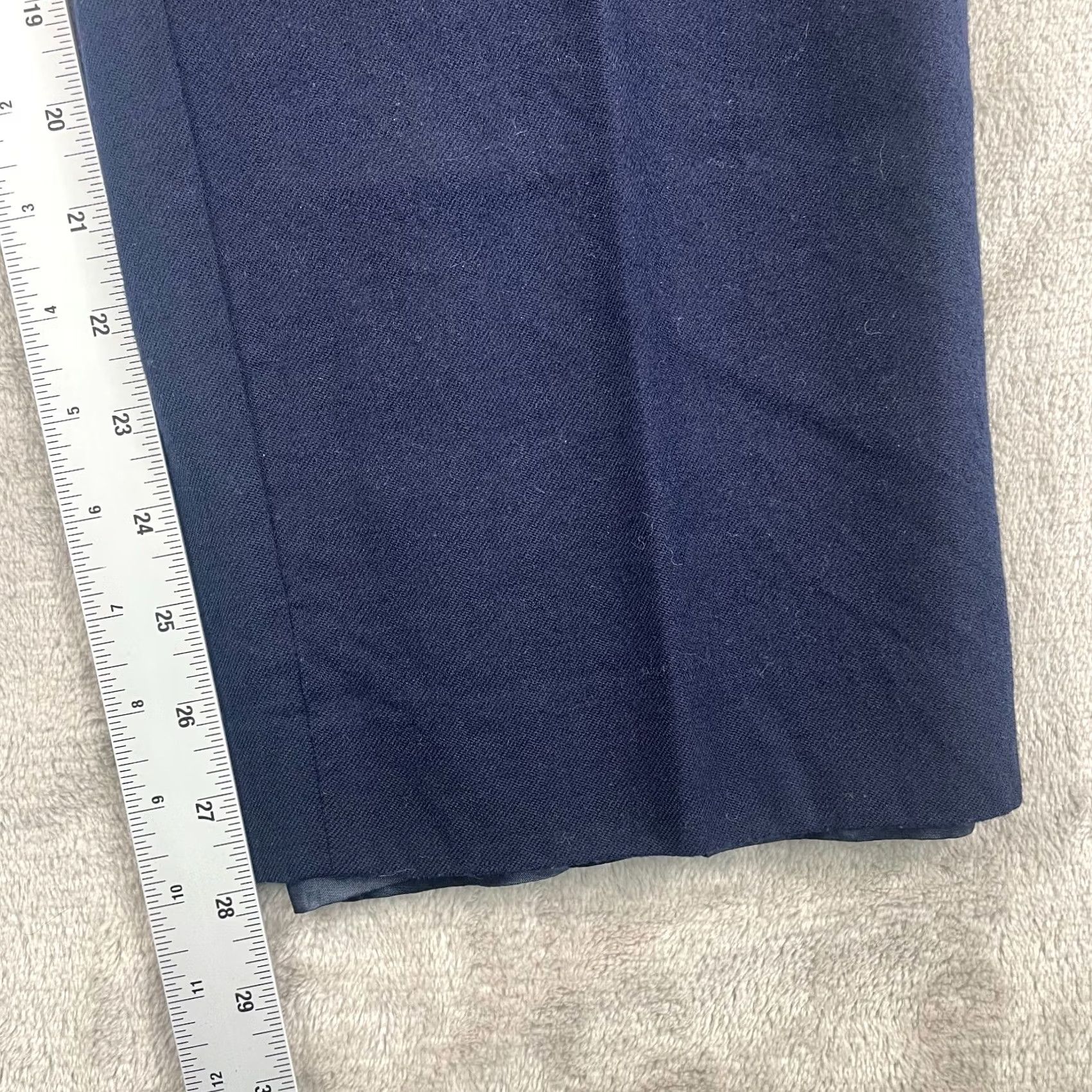 Pendleton VINTAGE Pendleton Pants Women 12P Navy Blue Wool 100% Virgin Wool Dress Pants Straight Leg 28in Inseam Petite Winter Fall Spring Size 34" / US 12 / IT 48 - 5 Thumbnail