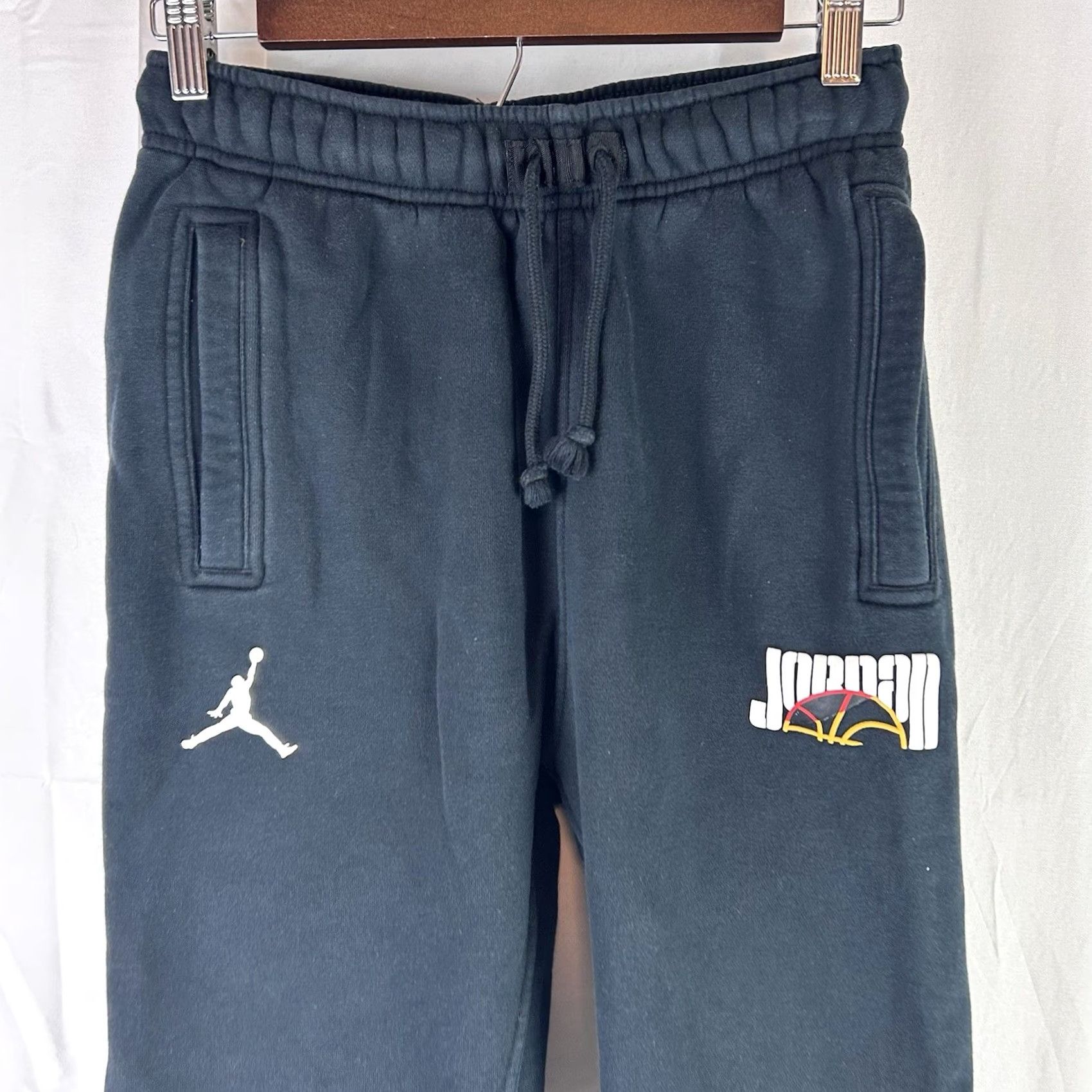Nike VINTAGE NIKE Air Jordan Men's XS Jogger Pants DC9635-010 Black Sports Fleece Slim Inseam 26 in Mens Size US 27 - 2 Thumbnail