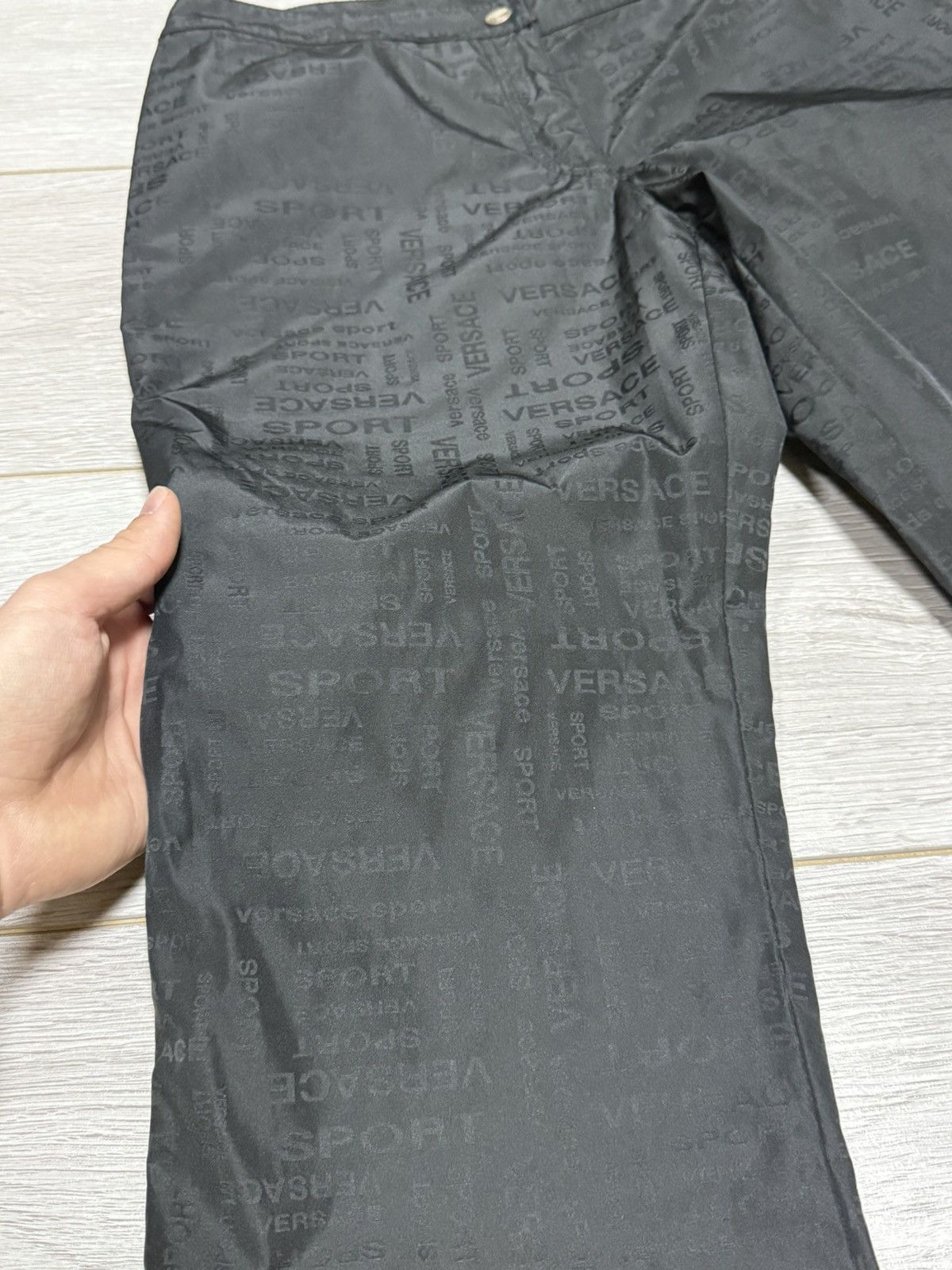 Versace Gianni Versace monogram all over print pants nylon Size 30" / US 8 / IT 44 - 2 Thumbnail