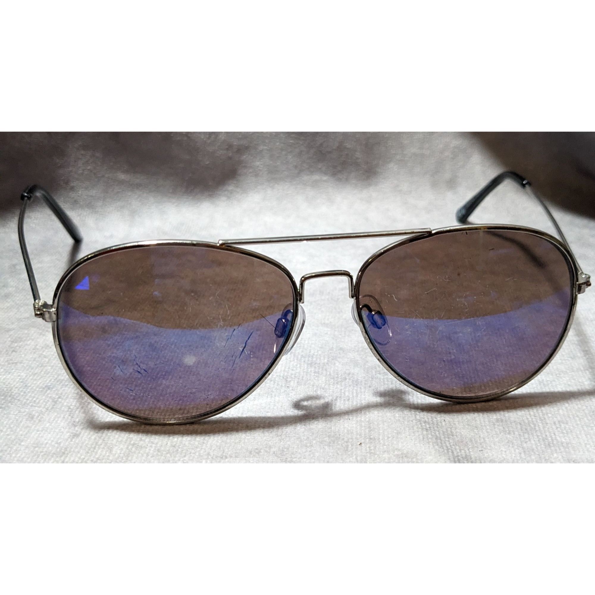H&M H&M Silver Frame Blue Mirror Aviator Sunglasses Size ONE SIZE - 1 Thumbnail
