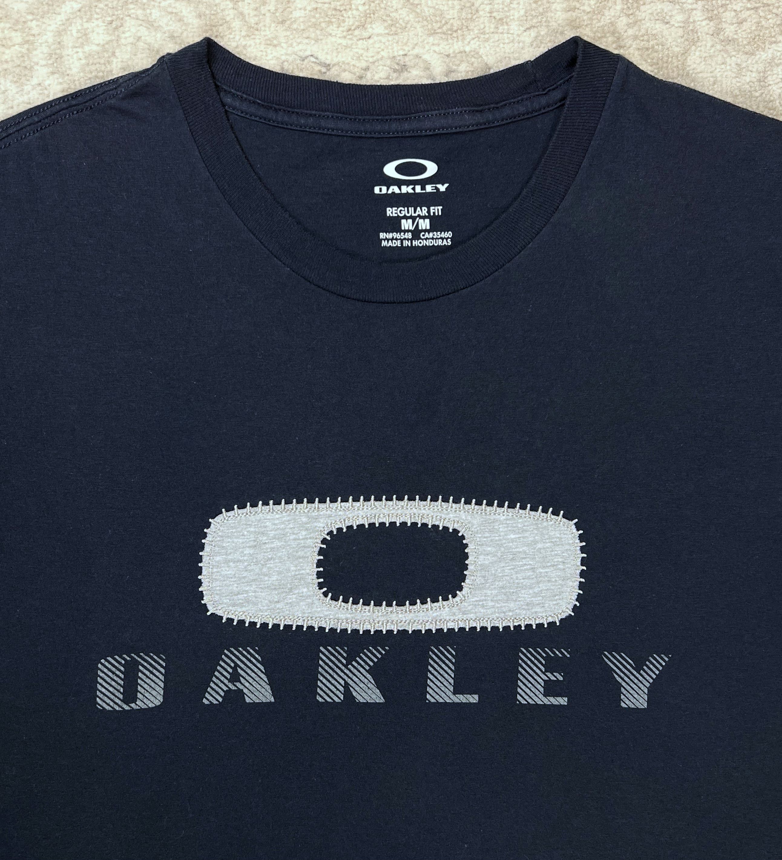 Oakley Oakley T-Shirt Tee Regular Fit Embroidered "O" Logo Navy Size US M / EU 48-50 / 2 - 4 Thumbnail