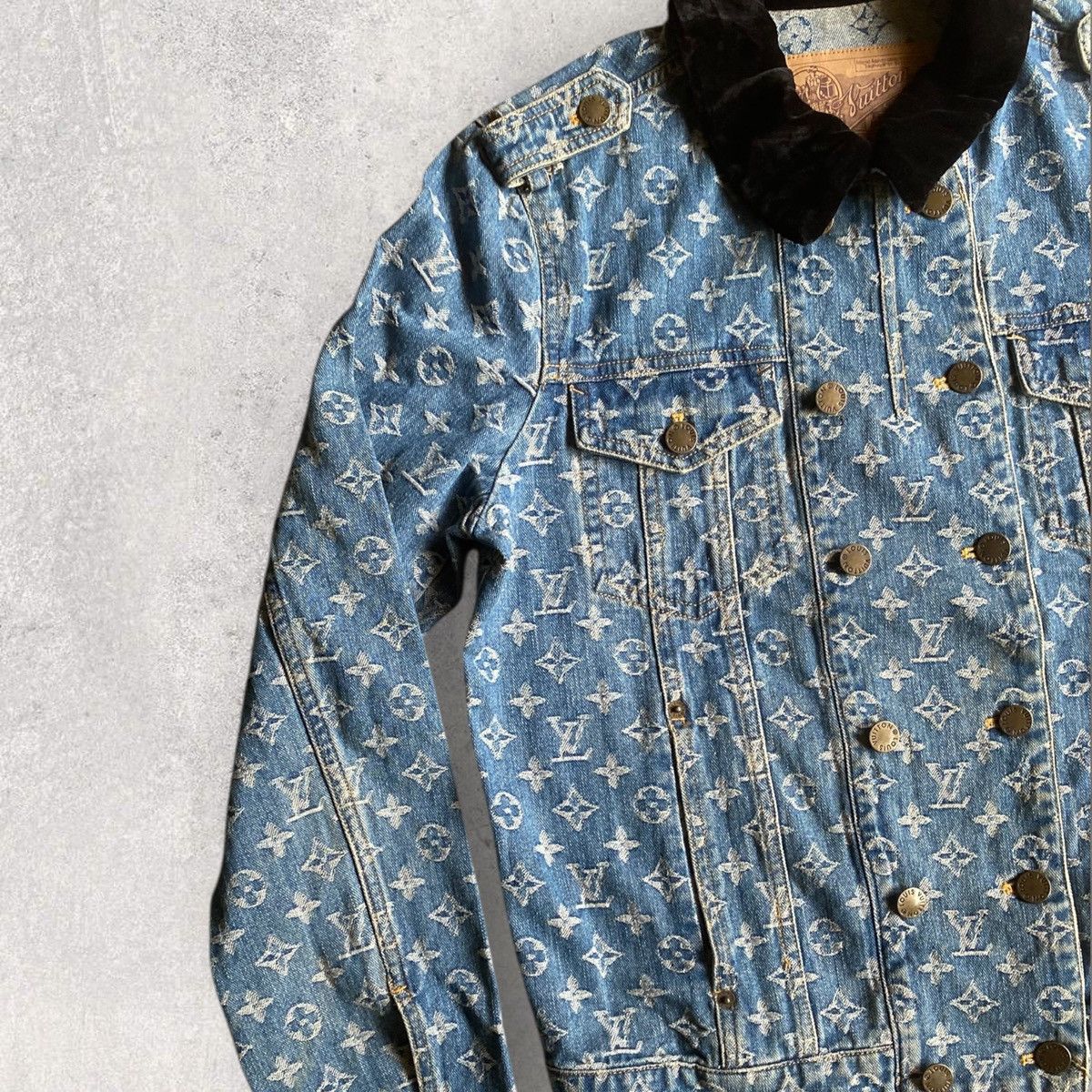 Louis Vuitton × Marc Jacobs AW05 Denim Monogram Jacket Size M / US 6-8 / IT 42-44 - 3 Thumbnail