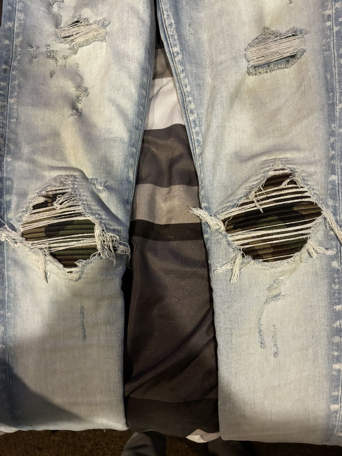 Amiri Amiri MX1 Tie Dye Camo Jean “Light Indigo” Size US 28 / EU 44 - 3 Thumbnail
