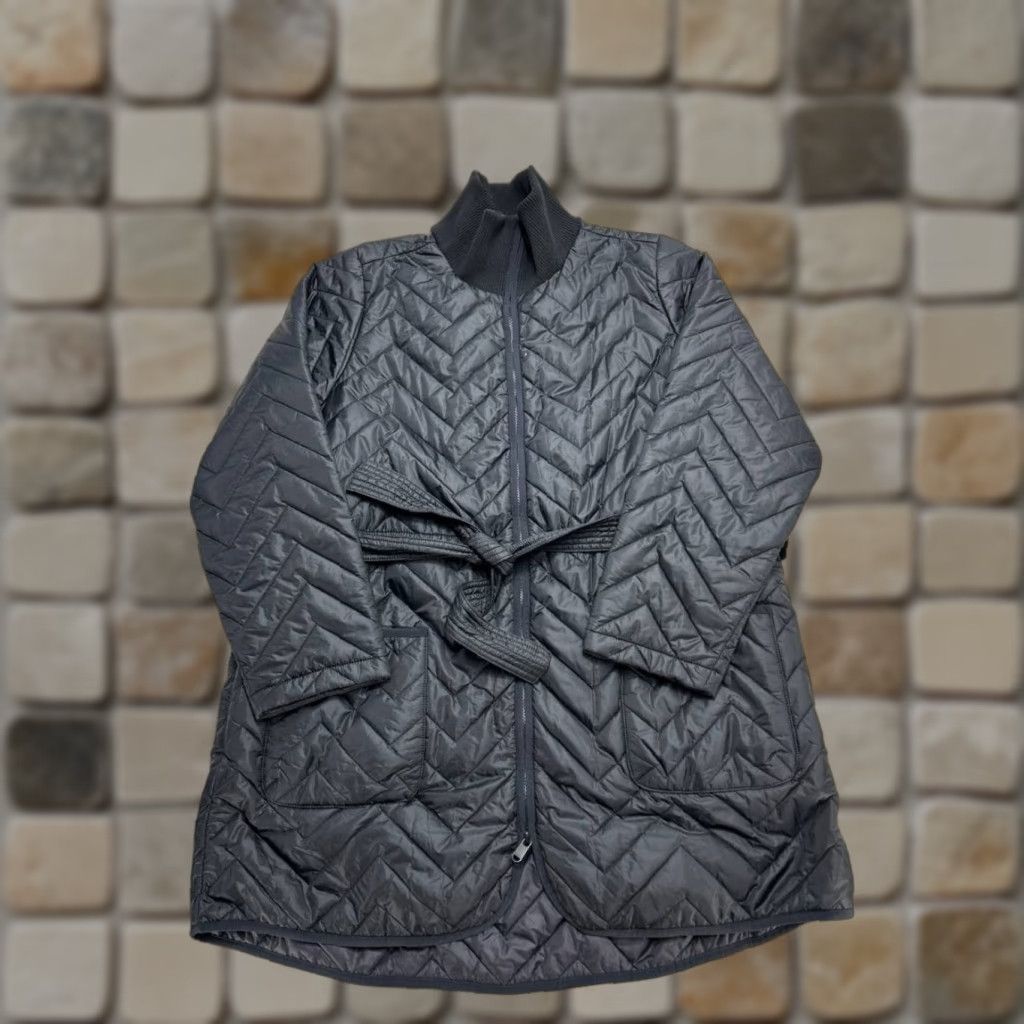 Athleta Athleta Jacket Womens 1X Black Quilted Zip Full Zip Athleisure Jacket - Black Size XL / US 12-14 / IT 48-50 - 1 Thumbnail