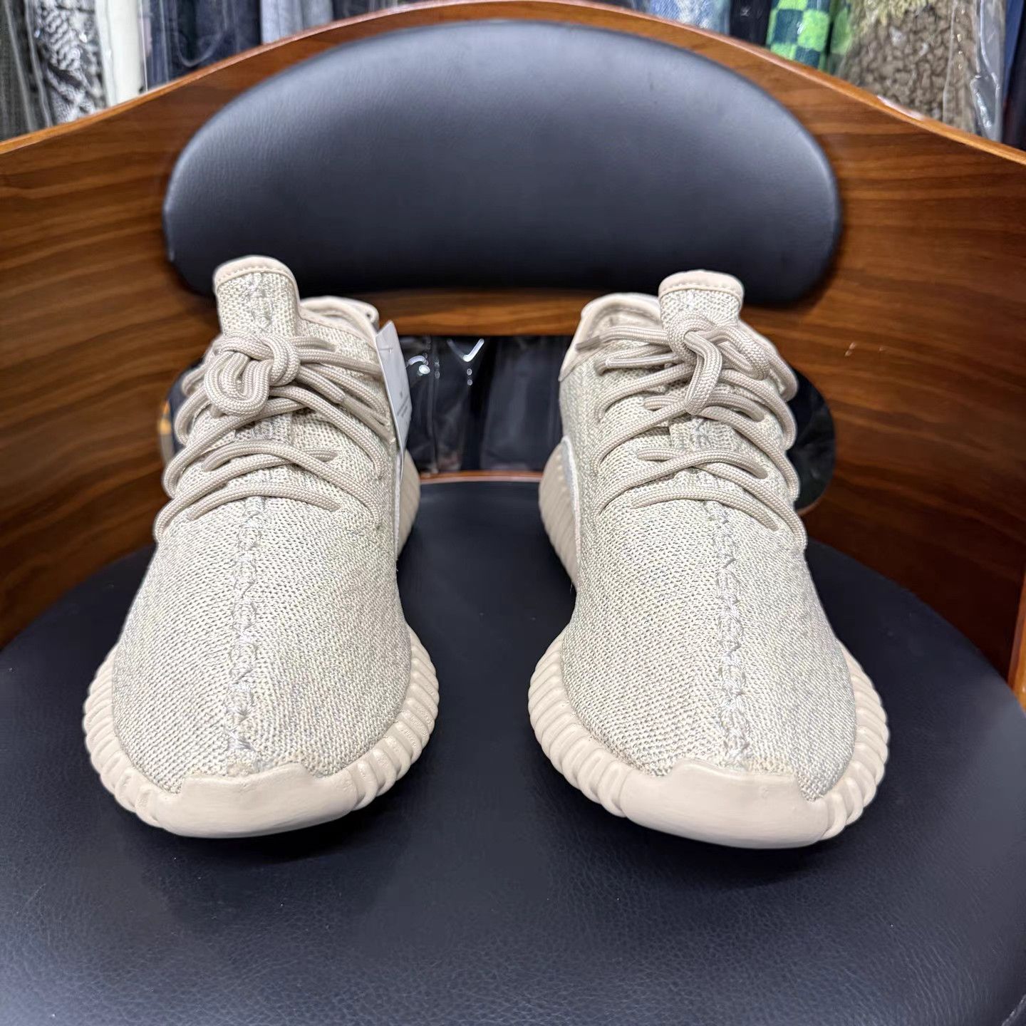 Adidas Adidas Yeezy 350 V2 Desert Sage K15 Size US 8 / EU 41 - 2 Thumbnail