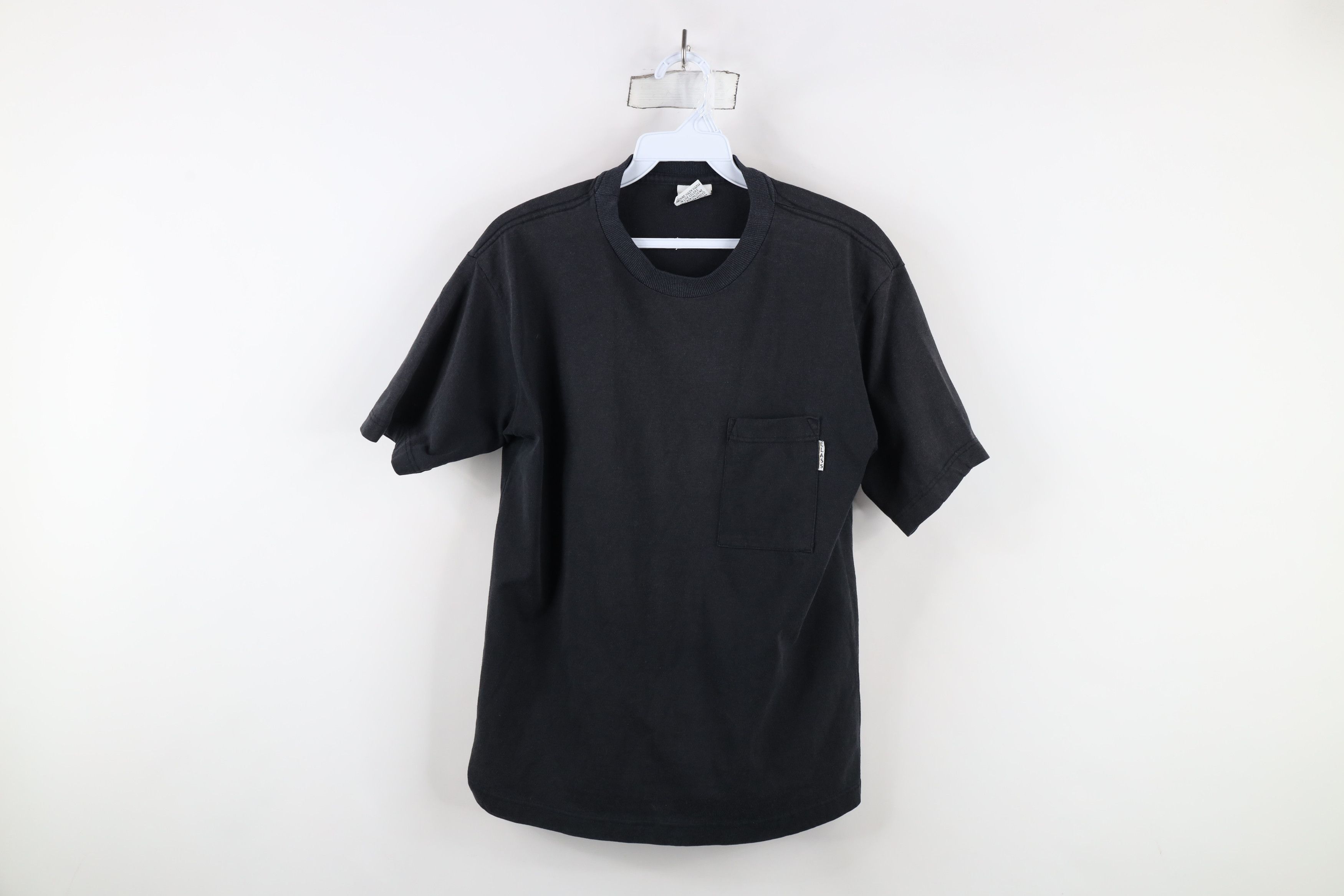 Vintage Vintage 90s Streetwear Blank Pocket T-Shirt Black Cotton USA Size M / US 6-8 / IT 42-44 - 1 Thumbnail