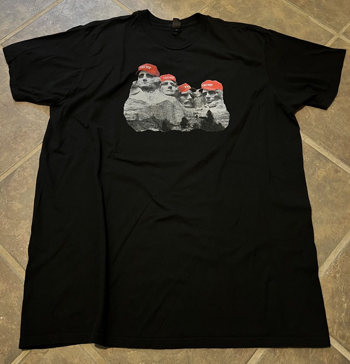 Donald Trump × Vintage TRUMP MOUNT RUSHMORE T-SHIRT Size US XXL / EU 58 / 5 - 3 Thumbnail