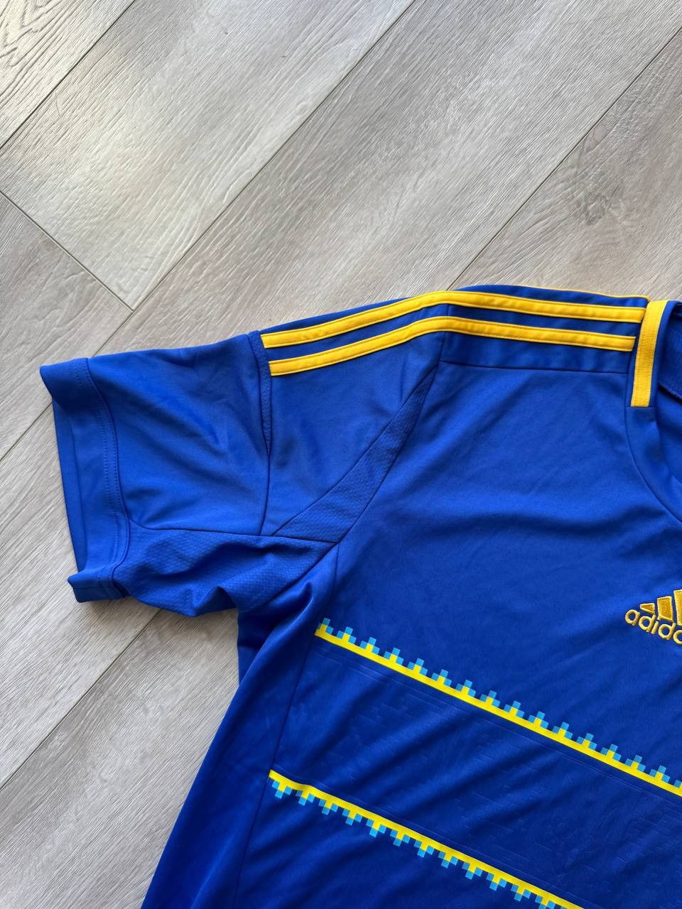 Other NEW! 2011-2012 Adidas Ukraine Away Jersey Size L Size US L / EU 52-54 / 3 - 5 Thumbnail