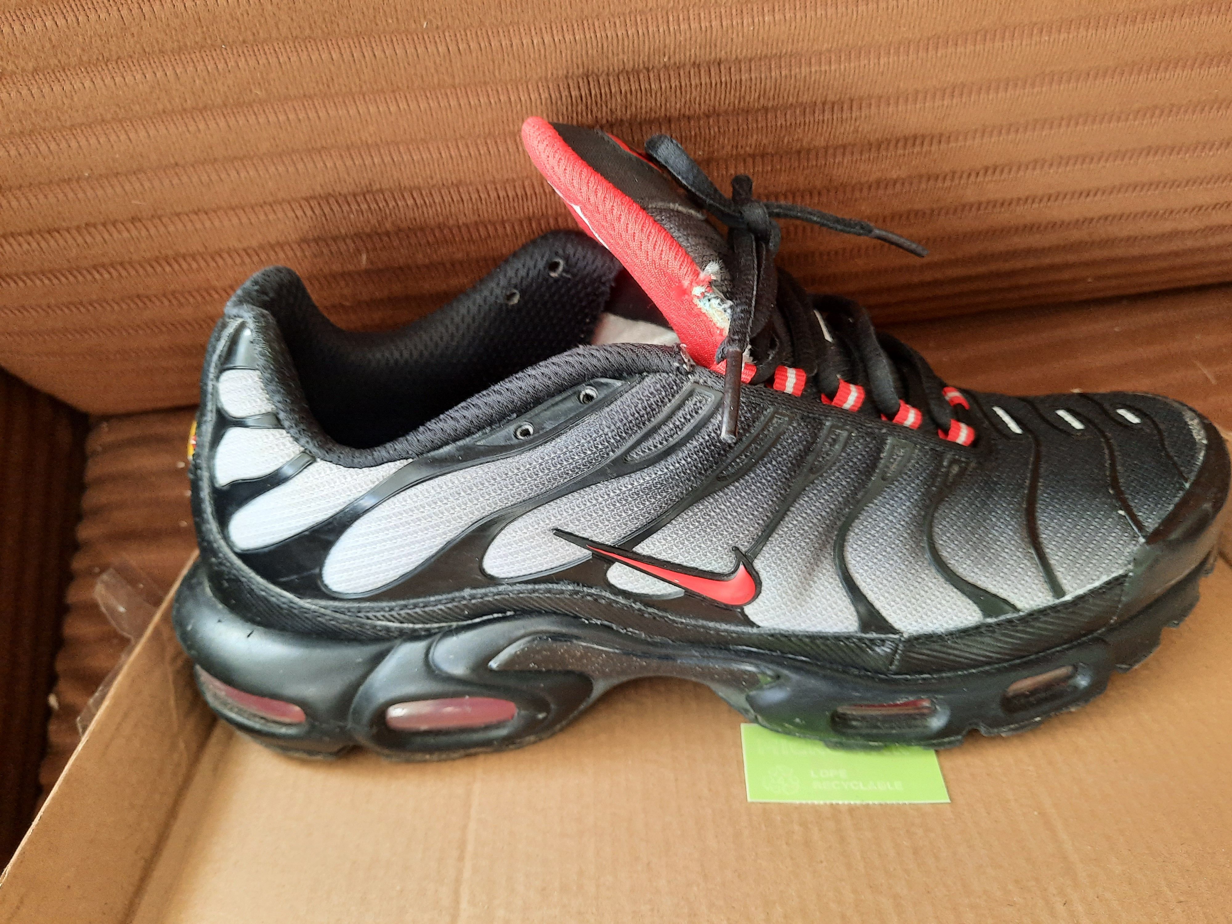Nike NIKE AIR MAX PLUS TN DRACULA MENS TRAINERS EU 45 UK 10 US11 Size US 12 / EU 45 - 6 Thumbnail