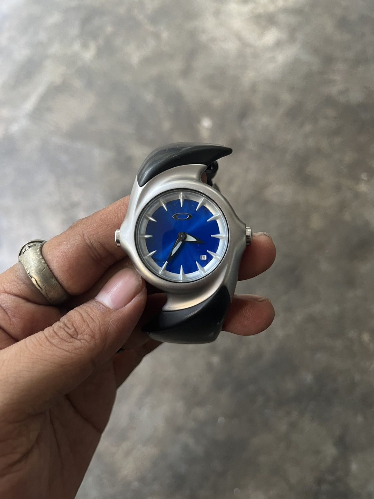 Oakley Crush Watch | Grailed