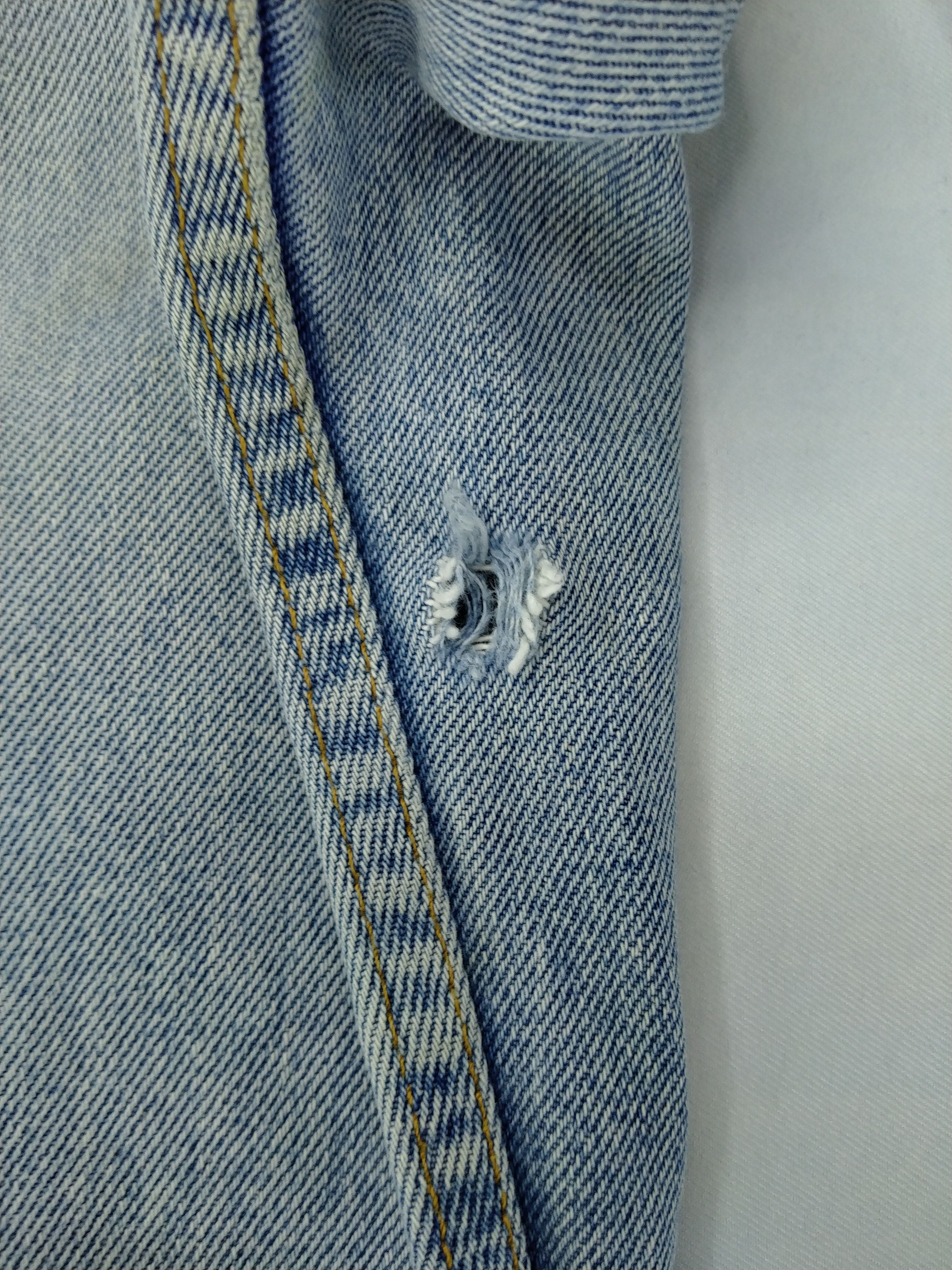 Japanese Brand Light Wash Vintage Levi's 505 Jeans 33x30 Denim -JN1061 Size US 33 - 10 Thumbnail