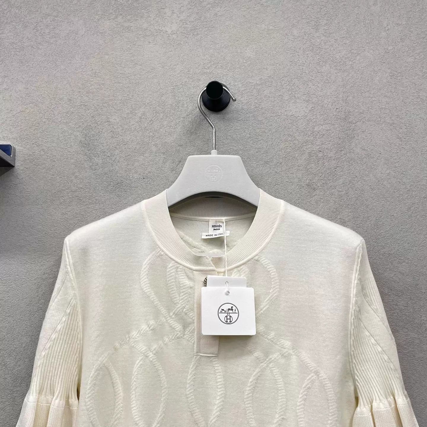 Hermes Hermes chain short-sleeve ruffled cuffs jumper sweaters Size M / US 6-8 / IT 42-44 - 4 Thumbnail