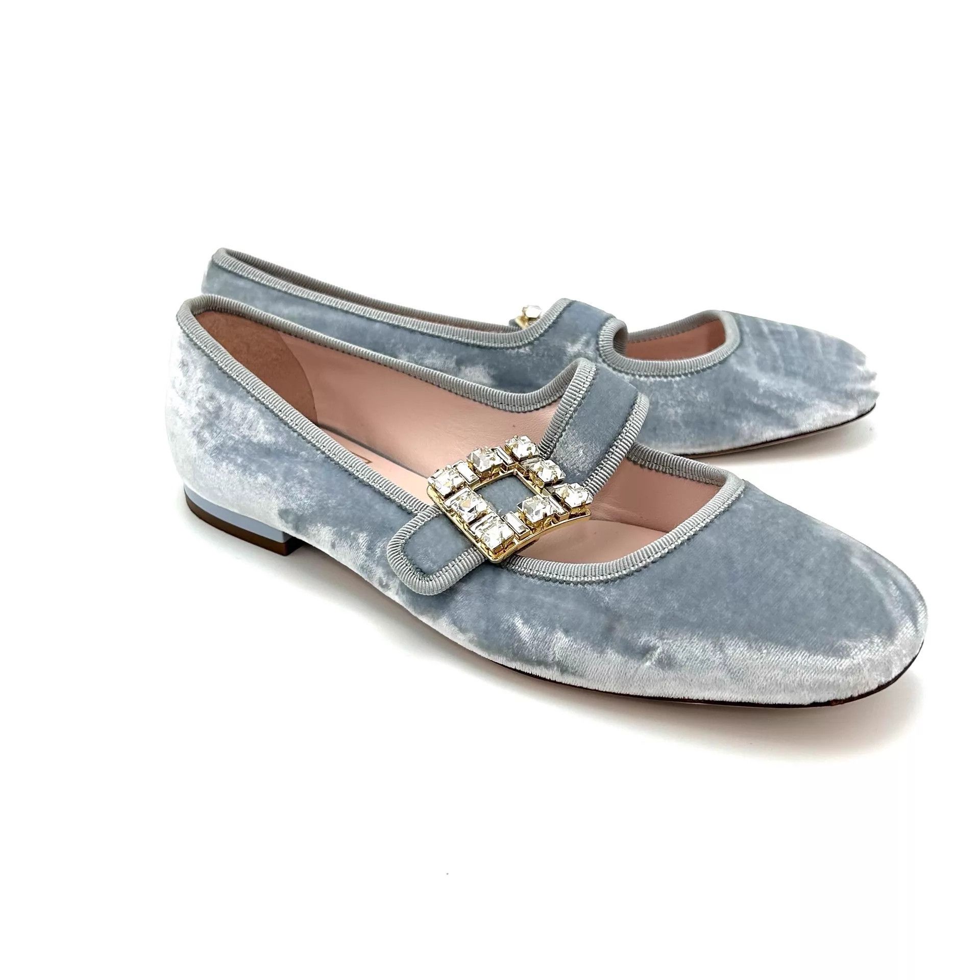 Roger Vivier RV Roger Vivier Velvet Crystal Buckle Mary Jane 37 Size US 6.5 / IT 36.5 - 4 Thumbnail