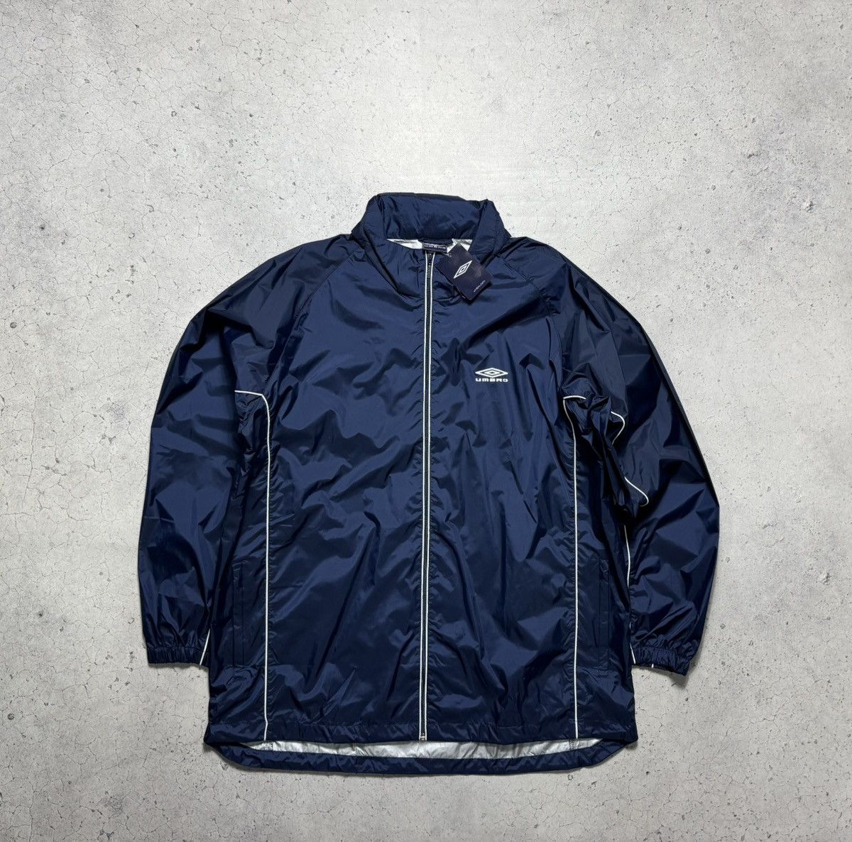 Umbro Umbro Vintage 90’s Full Zip Nylon Jacket Big Logo Size XL Size US XL / EU 56 / 4 - 2 Thumbnail