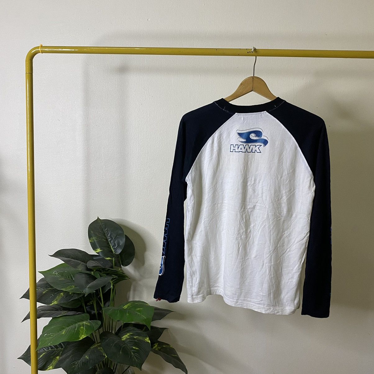 Tony Hawk Vintage Y2K Tony Hawk Skateboard Skater LS T Shirt Size US S / EU 44-46 / 1 - 7 Thumbnail