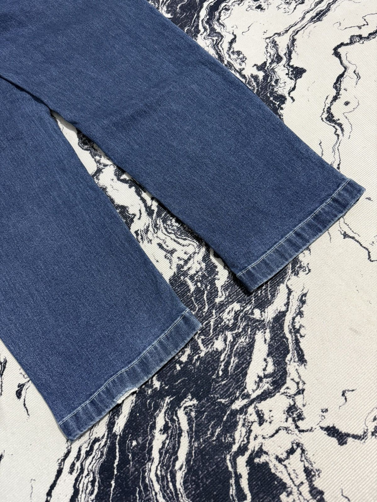 Uniqlo Uniqlo work denim jeans Size US 32 / EU 48 - 3 Thumbnail