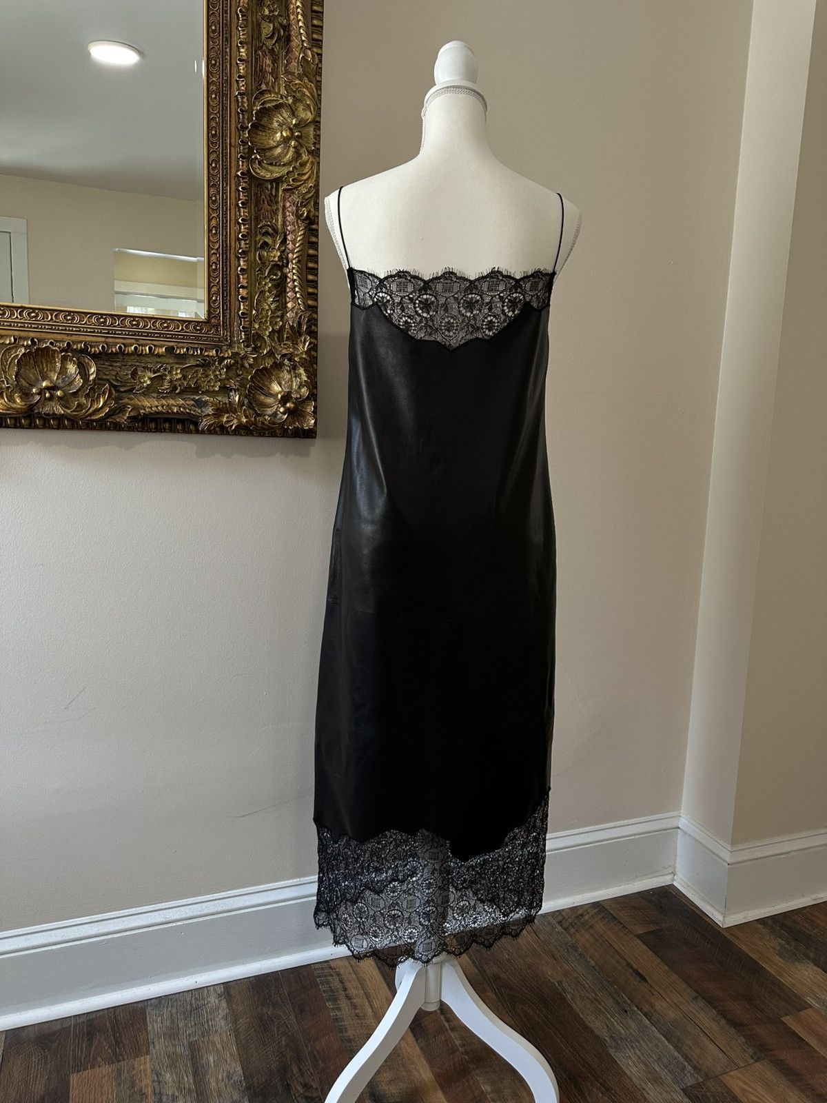 Givenchy Givenchy Chic Black Leather Dress with Lace Hem Size M / US 6-8 / IT 42-44 - 6 Thumbnail