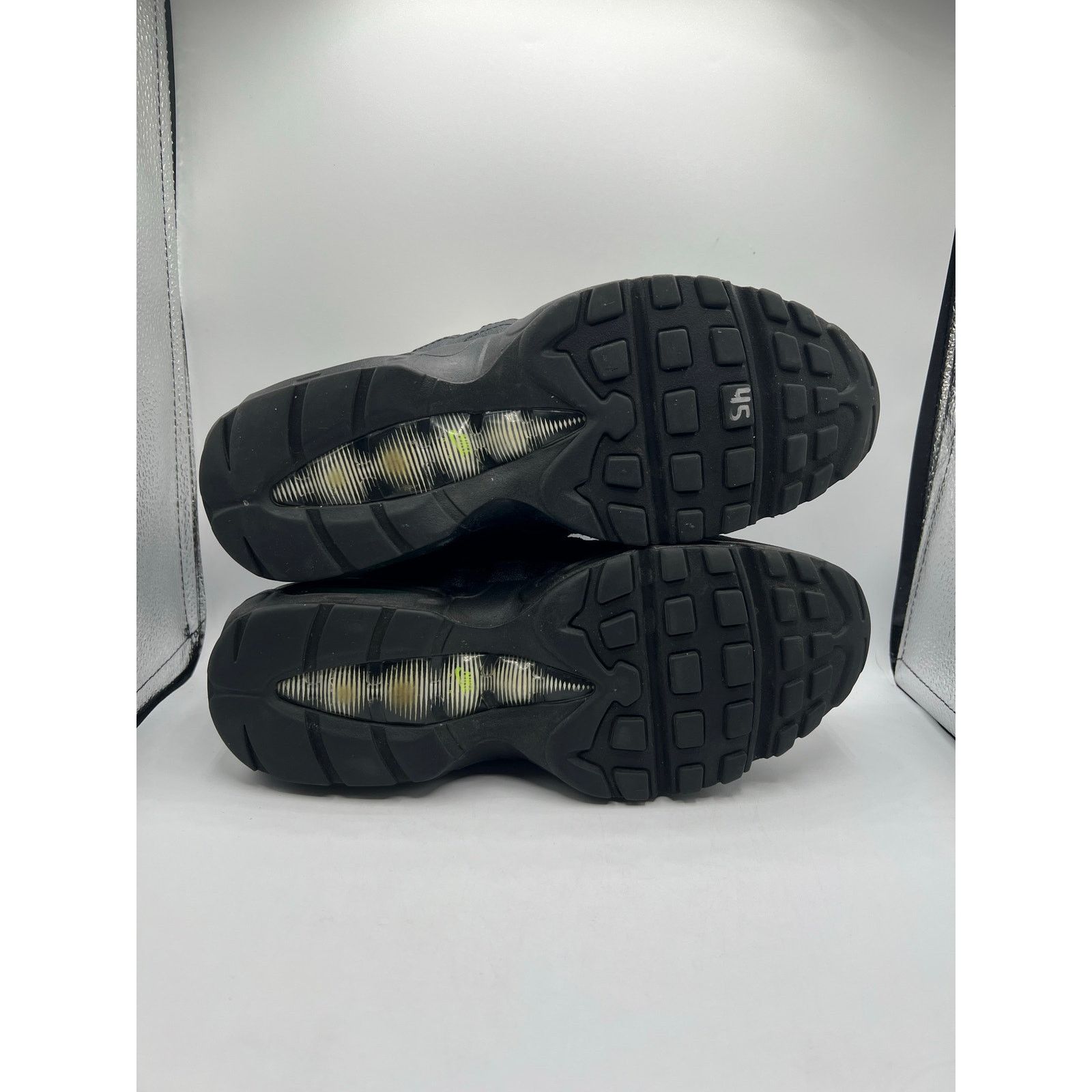 Nike Nike Air Max 95 Essential “AntiFreeze” size 7.5 men’s/9w Size US 7.5 / EU 40-41 - 5 Thumbnail