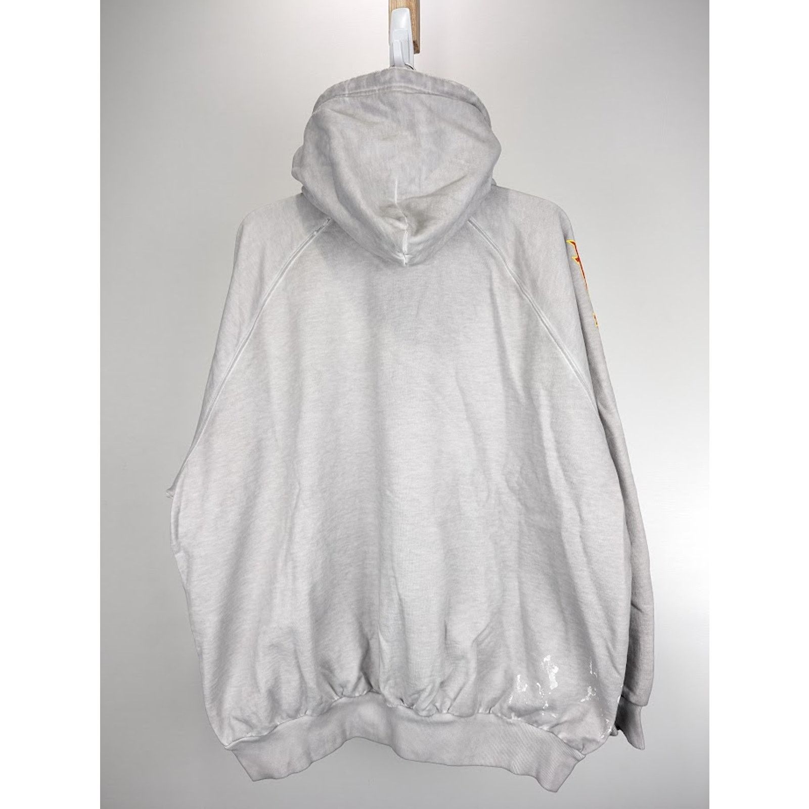 Balenciaga o1rshd1 Q:4 / Logo Printed Hoodie in Dirty White Size US S / EU 44-46 / 1 - 13 Thumbnail