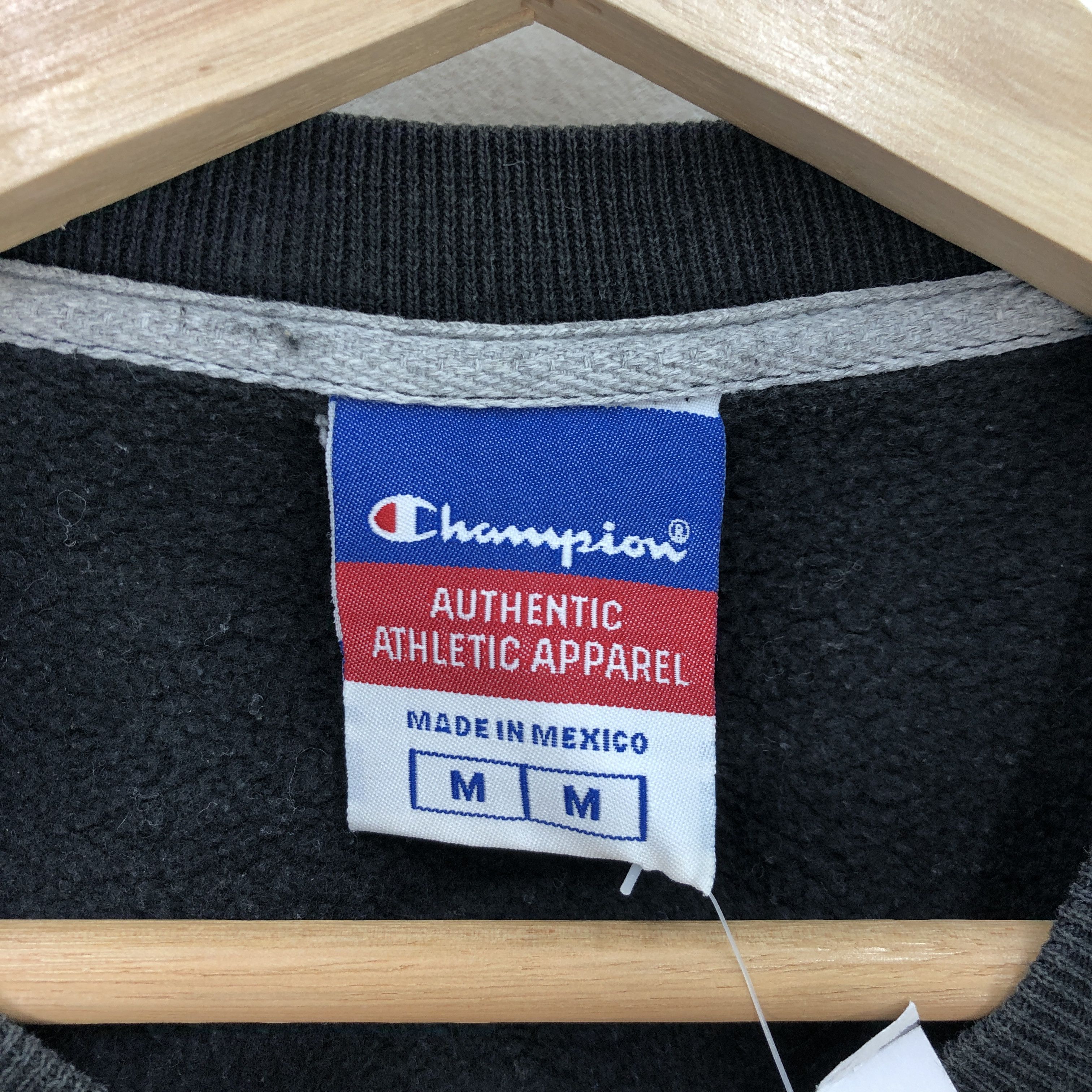 Champion Vintage Champion Sweater Champion Sweatshirt Jumper Size US M / EU 48-50 / 2 - 5 Thumbnail