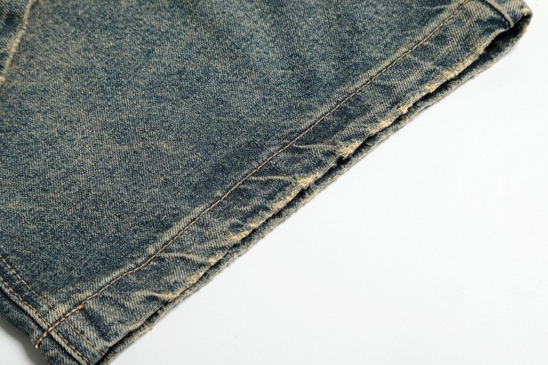 Vintage Retro men's distressed loose washed straight leg jeans Size US 32 / EU 48 - 5 Thumbnail