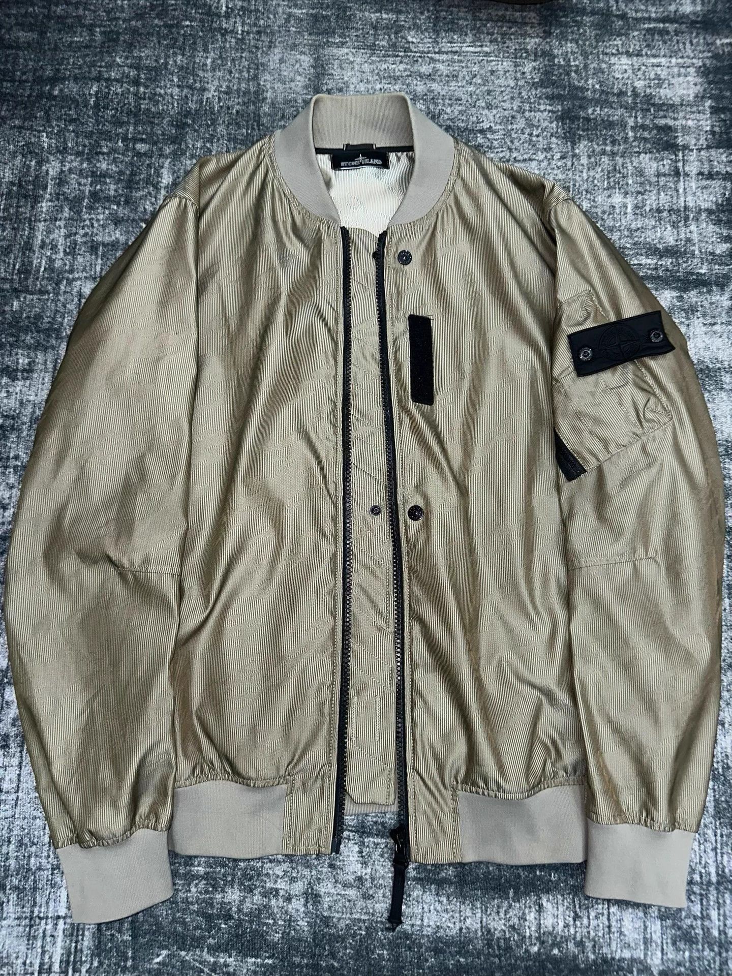 Stone Island Stone Island Shadow Project 19ss Lenticular Bomber L Size US L / EU 52-54 / 3 - 1 Thumbnail