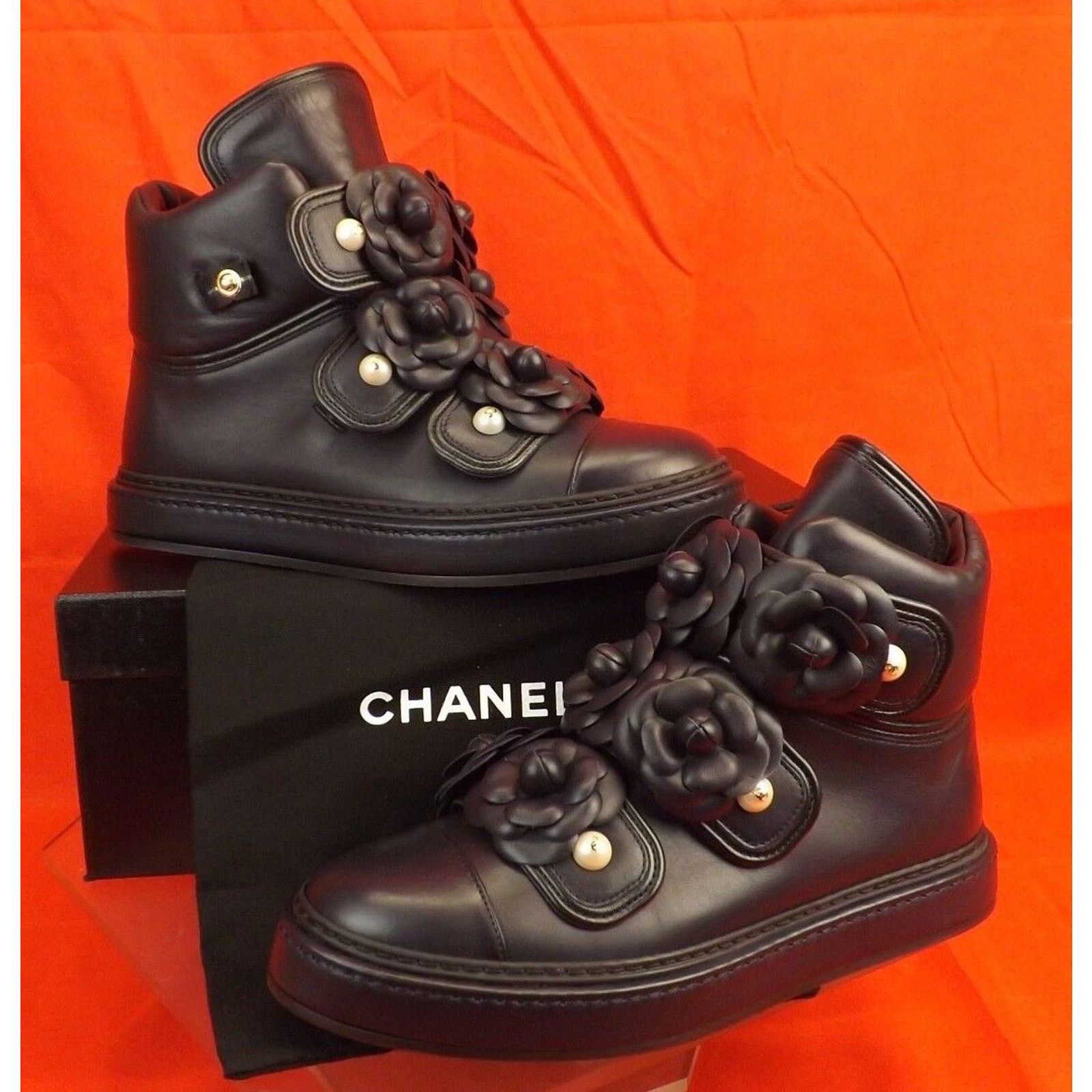 NAVY LEATHER CAMELLIA FLOWERS PEARLS CC G31628 SNEAKERS 37.5