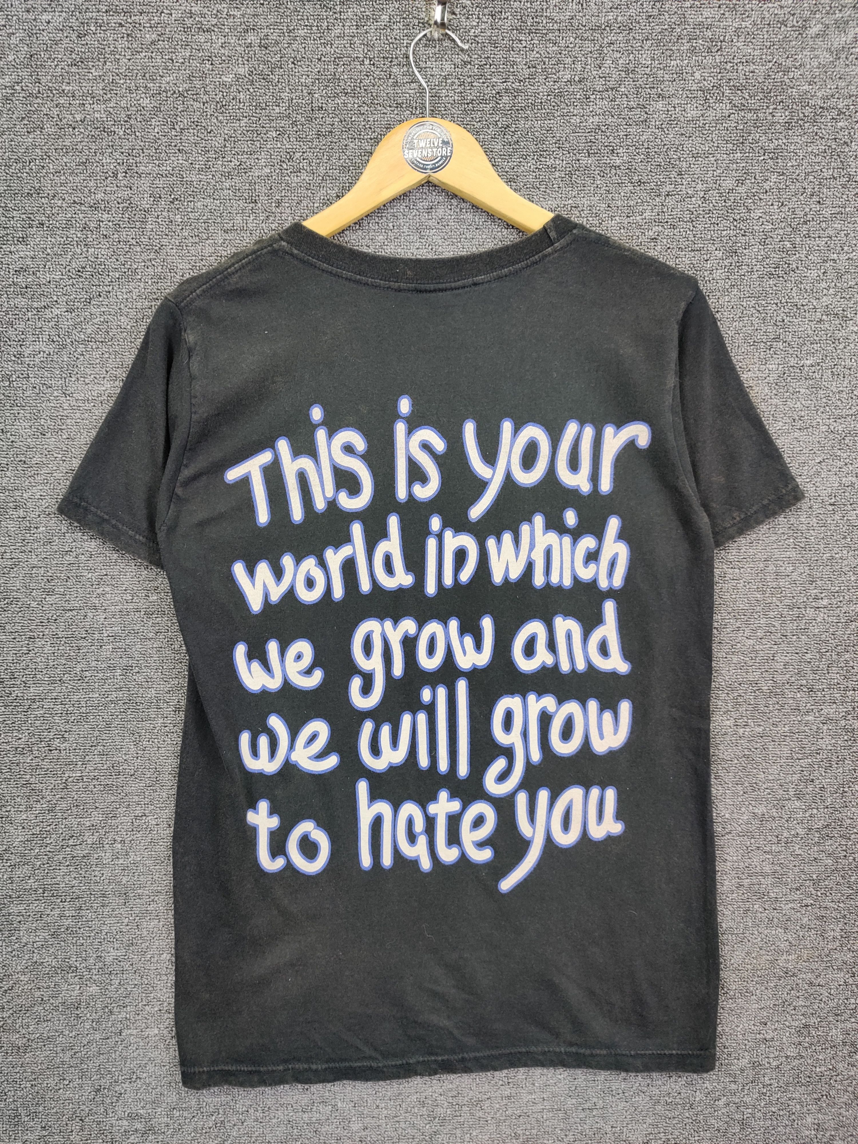 Band Tees Vintage 90's Marilyn Manson This Is Your World Tee Tshirt Size US S / EU 44-46 / 1 - 6 Thumbnail