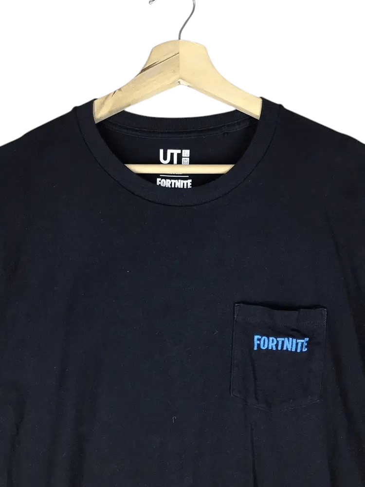 Uniqlo Uniqlo x Fortnite Tshirts Size US L / EU 52-54 / 3 - 3 Thumbnail