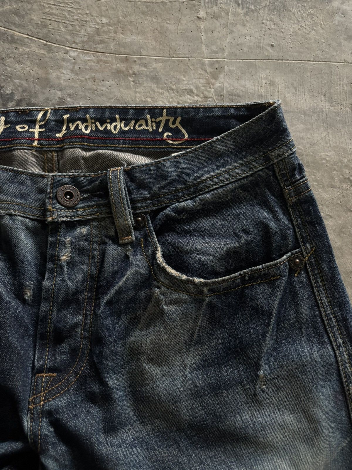 If Six Was Nine CULT OF INDIVIDUALITY japanese selvedge distressed semiflare Size US 32 / EU 48 - 12 Thumbnail
