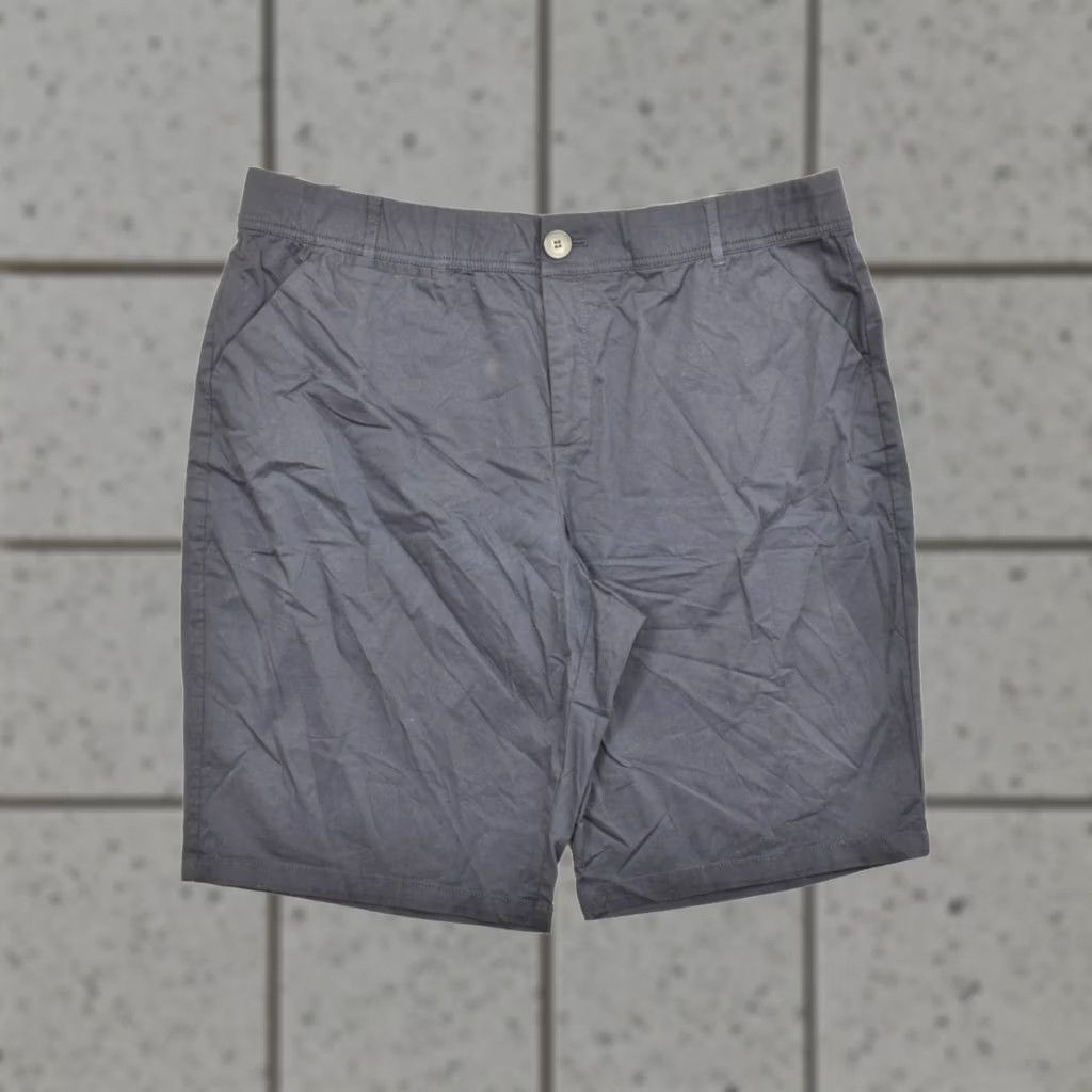 Vintage CJ Banks Women's 18W Navy Blue Signature Comfort Stretch Cotton Chino Shorts Size 40" / US 18 - 1 Thumbnail
