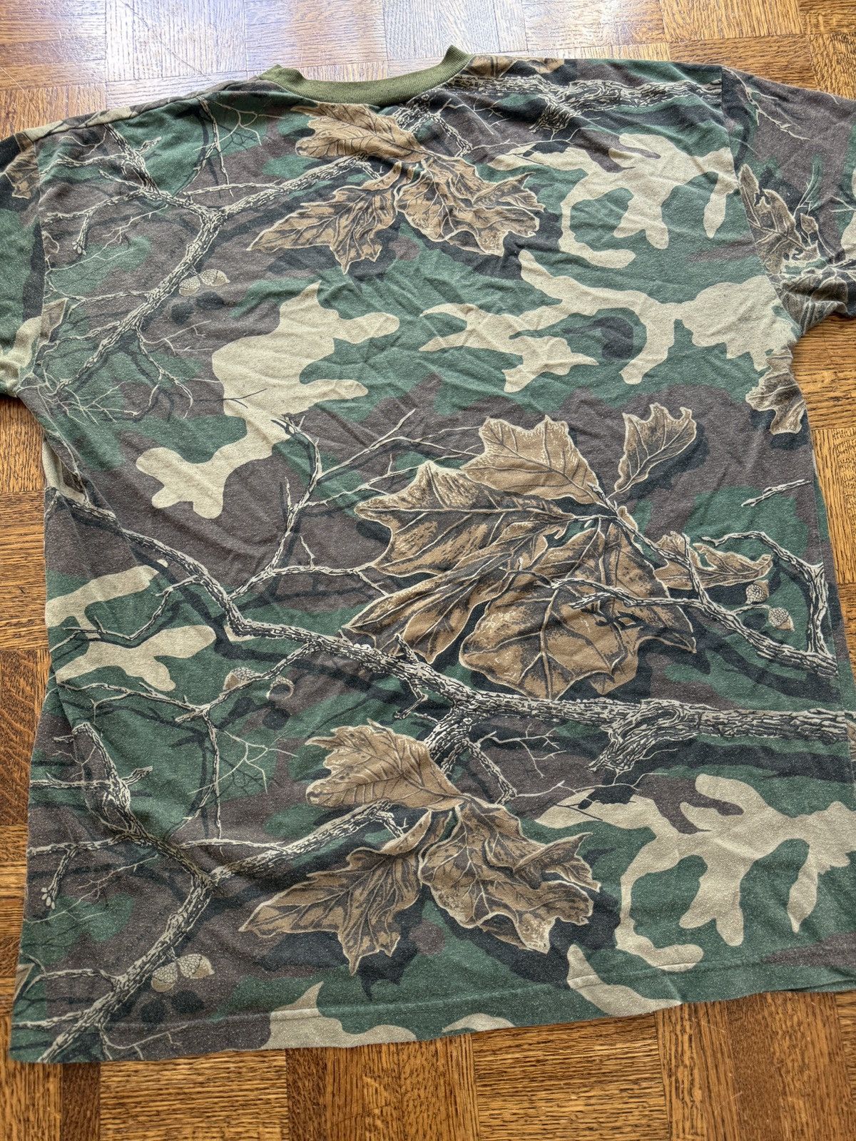 Vintage Vintage Camouflage Graphic Tee Size US XL / EU 56 / 4 - 5 Thumbnail