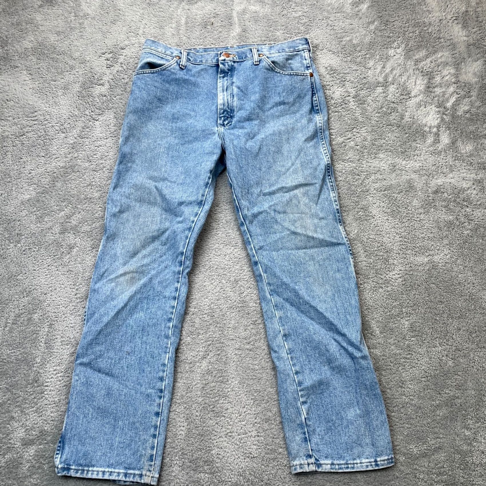 Wrangler Wrangler Jeans Mens 36x32 Blue Tapered Leg Original Fit Rise High Cowboy Cut Jeans Regular 5-Pocket Denim Cotton Wrangler Cowboy Cut Mens Blue 13MWZAW Size US 36 / EU 52 - 2 Thumbnail