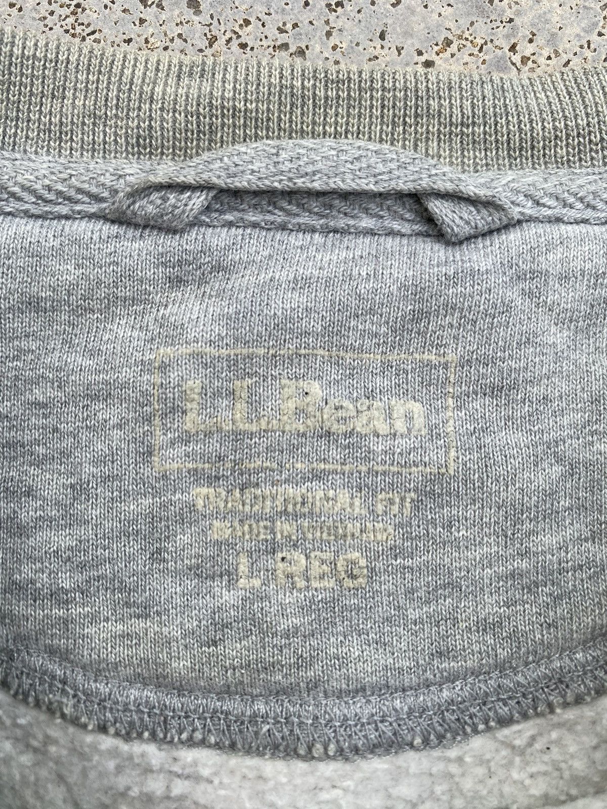 L.L. Bean Vintage L.L. Bean Spell Out Sweatshirt Size US L / EU 52-54 / 3 - 5 Thumbnail