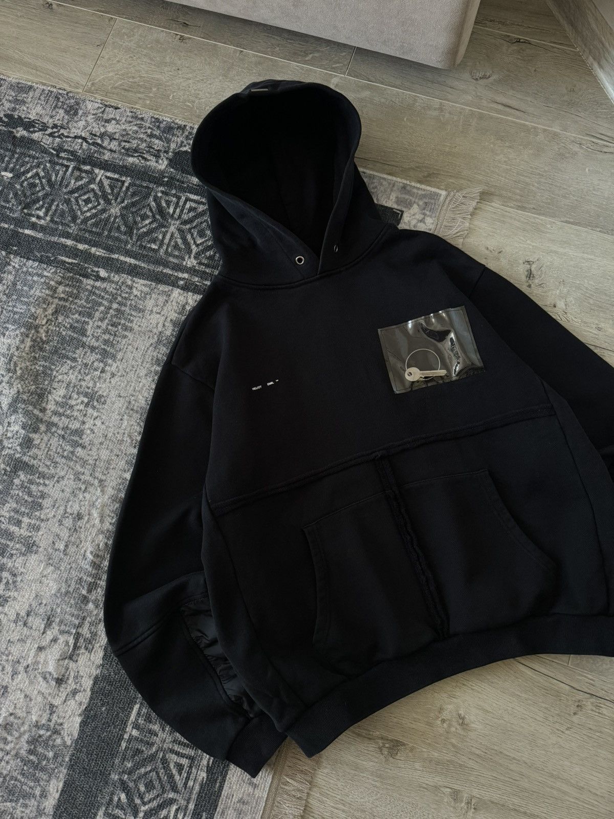 Heliot Emil Heliot Emil Key Patch Avantgarde Black Hoodie Size US L / EU 52-54 / 3 - 4 Thumbnail