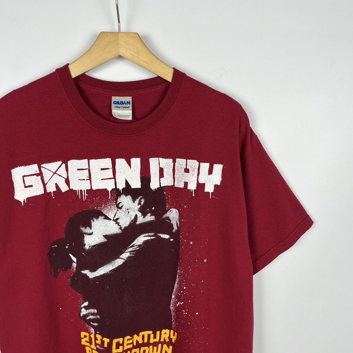 Band Tees Vintage Green Day 21st Century Breakdown rock tour tee 2009 Size US L / EU 52-54 / 3 - 2 Thumbnail
