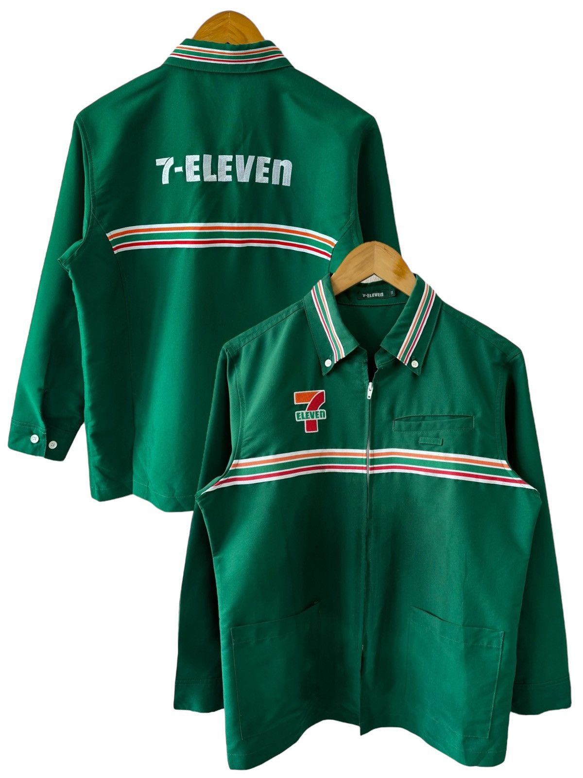 Japanese Brand Vintage 7-Eleven Uniform Jacket/Shirt Zip Up Size US M / EU 48-50 / 2 - 1 Thumbnail