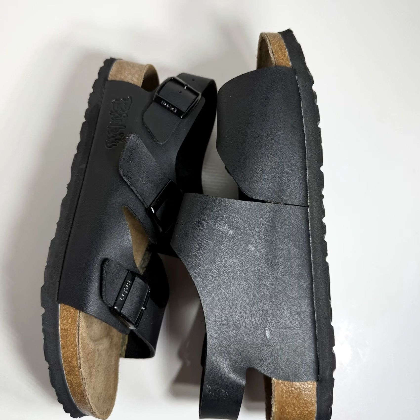 Birkenstock Birkenstock Birki Milano Sandals Black Size 6 Women Slingback Buckle Leather Flat Comfort Logo Adjustable Strap US 6 EU 37 Size US 5 / IT 35 - 6 Thumbnail