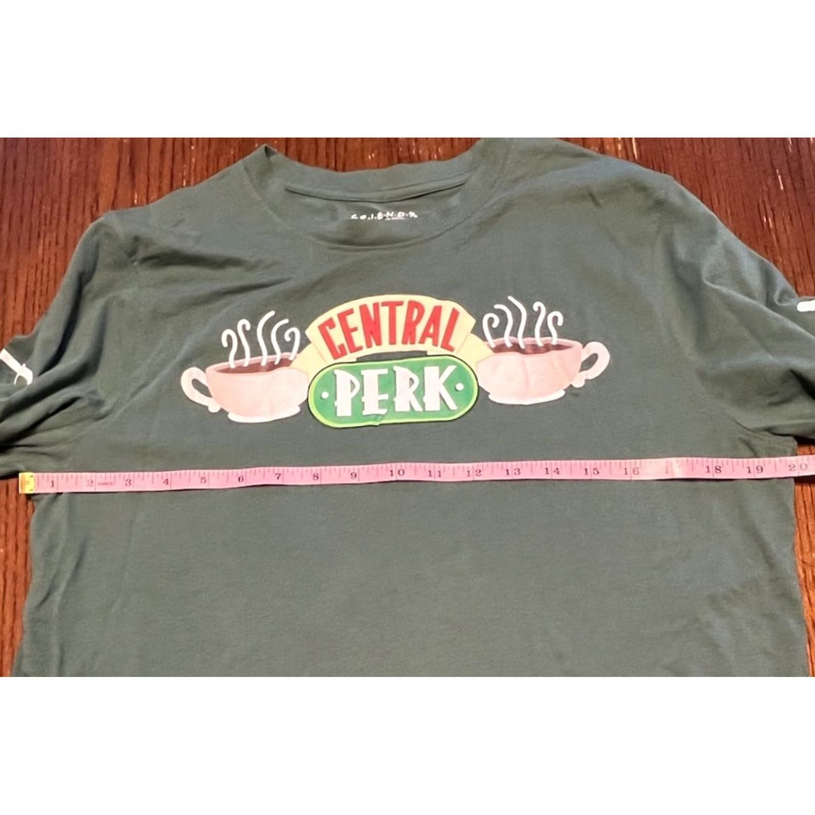 Vintage VINTAGE Friends Long Sleeve Shirt Womens Crew Neck Central Perks M Green Size M / US 6-8 / IT 42-44 - 4 Thumbnail