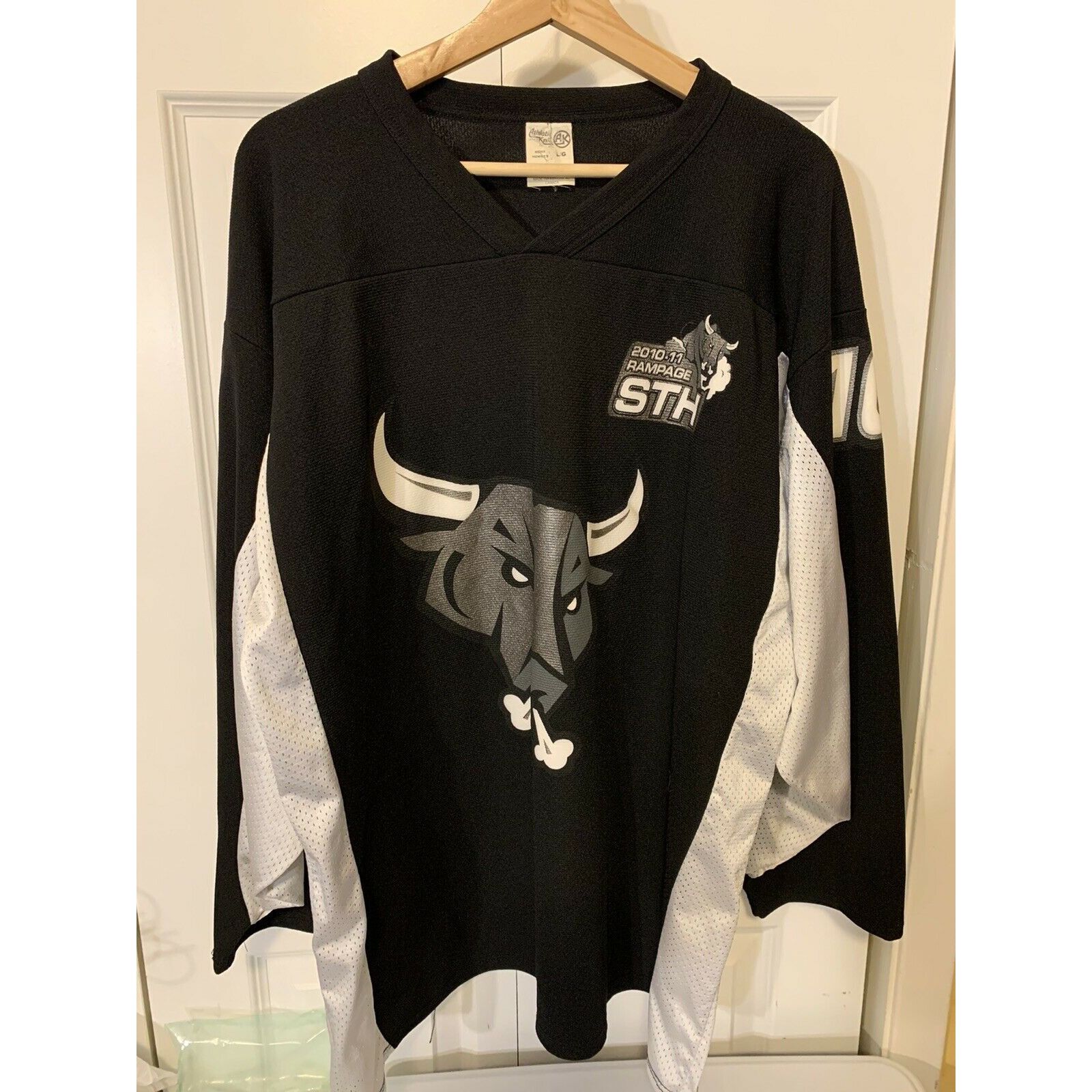 Vintage SAN ANTONIO 2010-2011 RAMPAGE STH AK HOCKEY TEAM JERSEY MENS Size US L / EU 52-54 / 3 - 6 Thumbnail