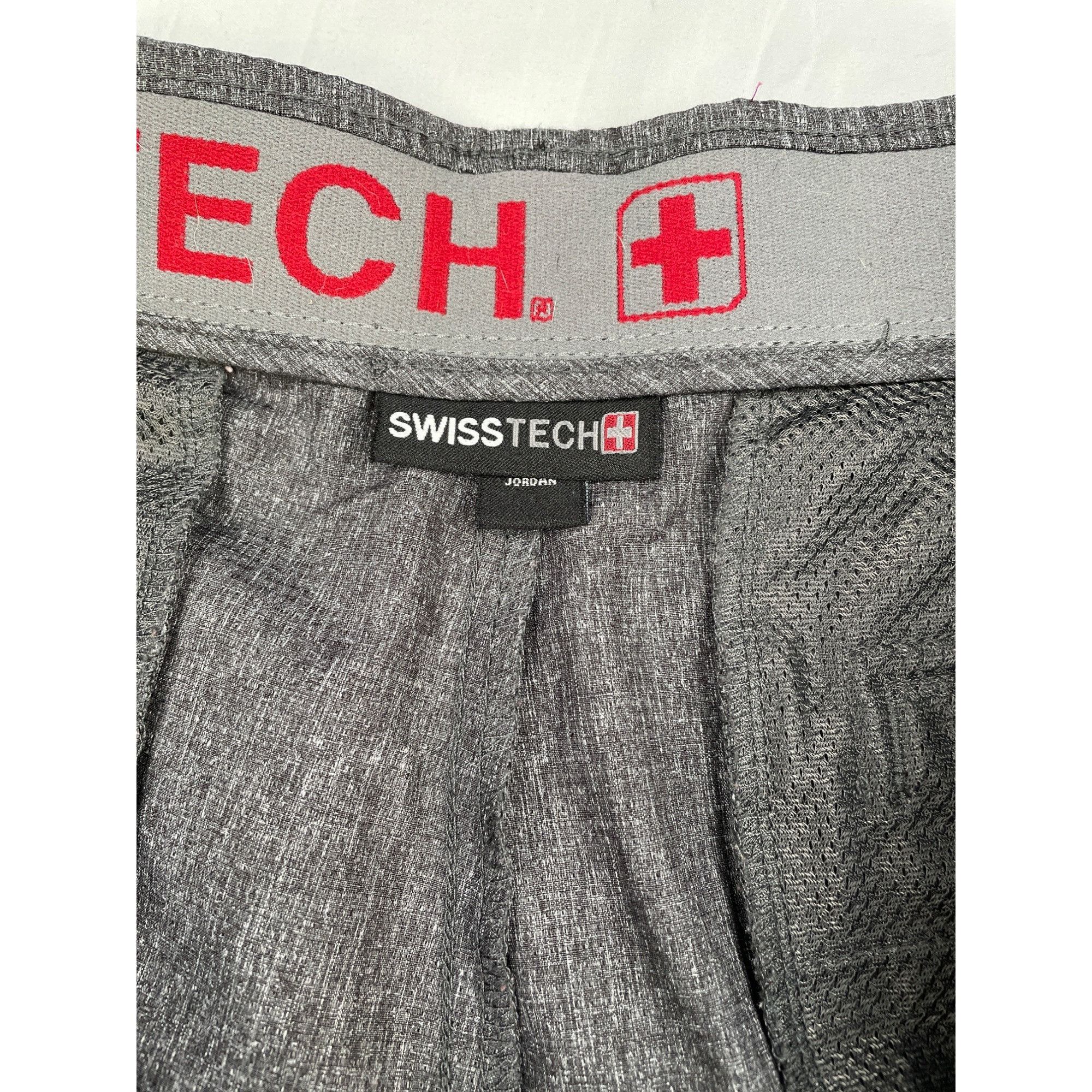 Other Swisstech Men's Gray Shorts, Side & Back Pockets Size 40 SKU Size US 40 / EU 56 - 4 Thumbnail