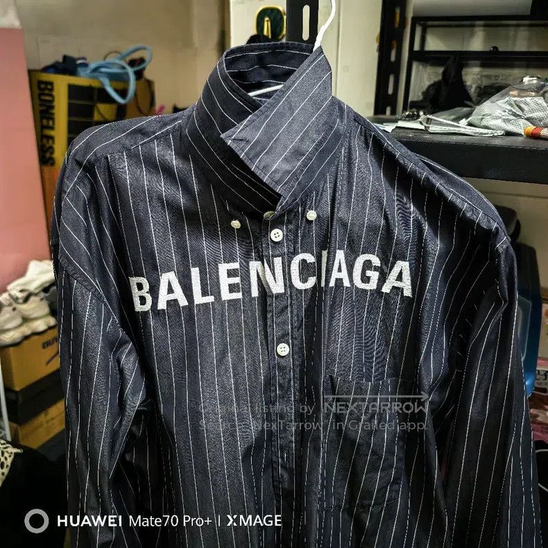 Balenciaga Balenciaga Shirt Size XS / US 0-2 / IT 36-38 - 1 Thumbnail