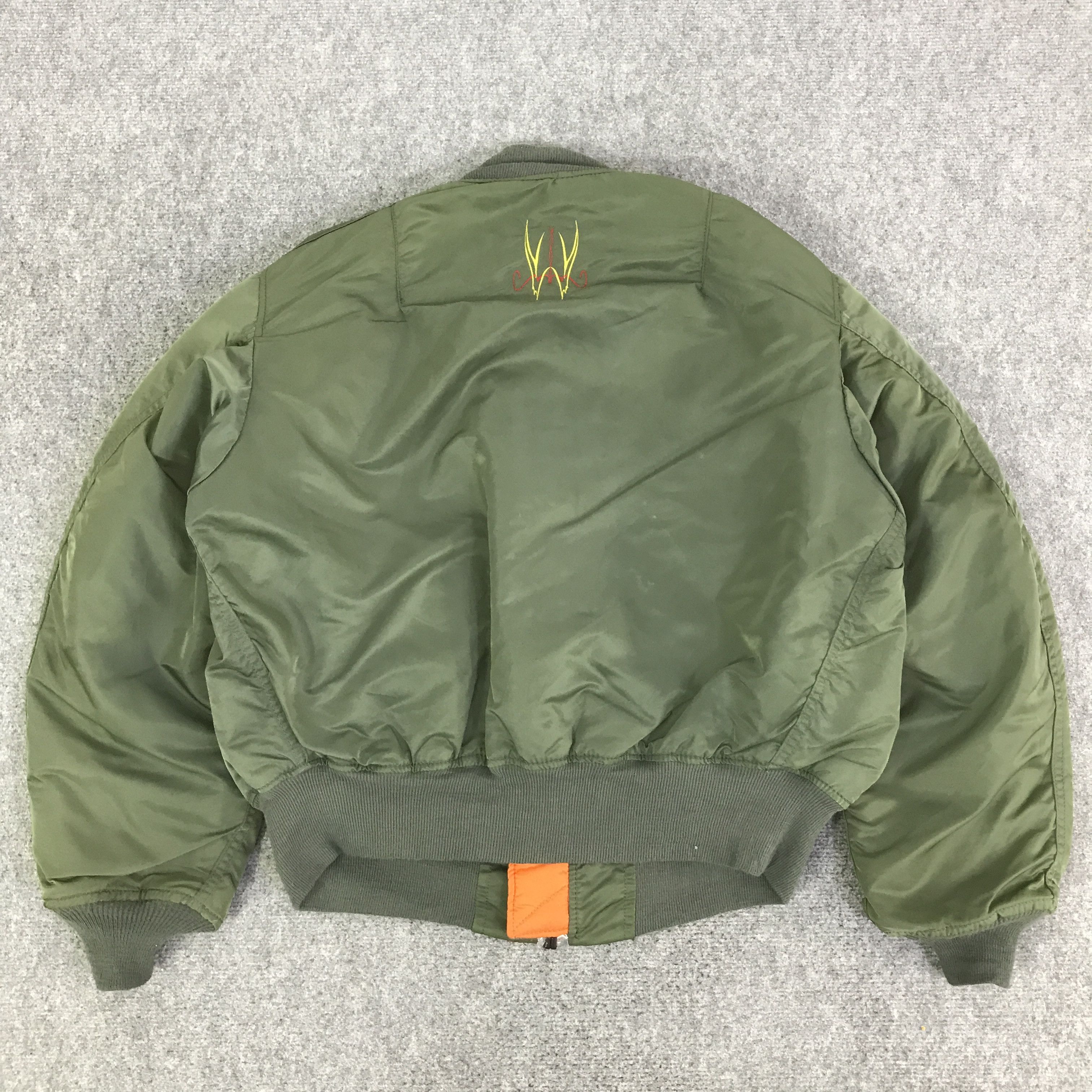 Alpha Industries 90s ALPHA INDUSTRIES BOMBER JACKET K104B9 Size US L / EU 52-54 / 3 - 3 Thumbnail