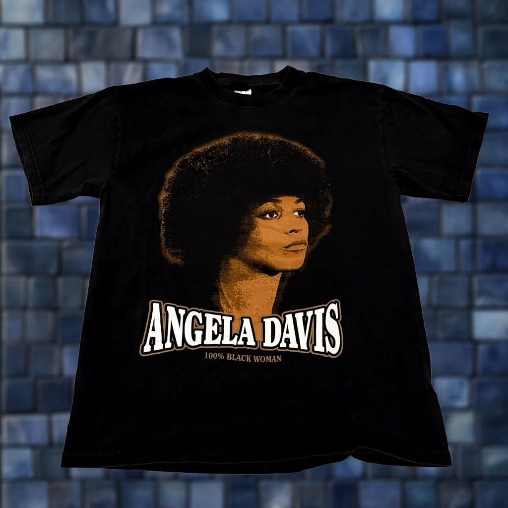 Vintage VINTAGE Angela Davis 1990s Photo Black Panther Rare Shirt Medium Black Shirt Unisex Adults 90s Size US M / EU 48-50 / 2 - 1 Thumbnail