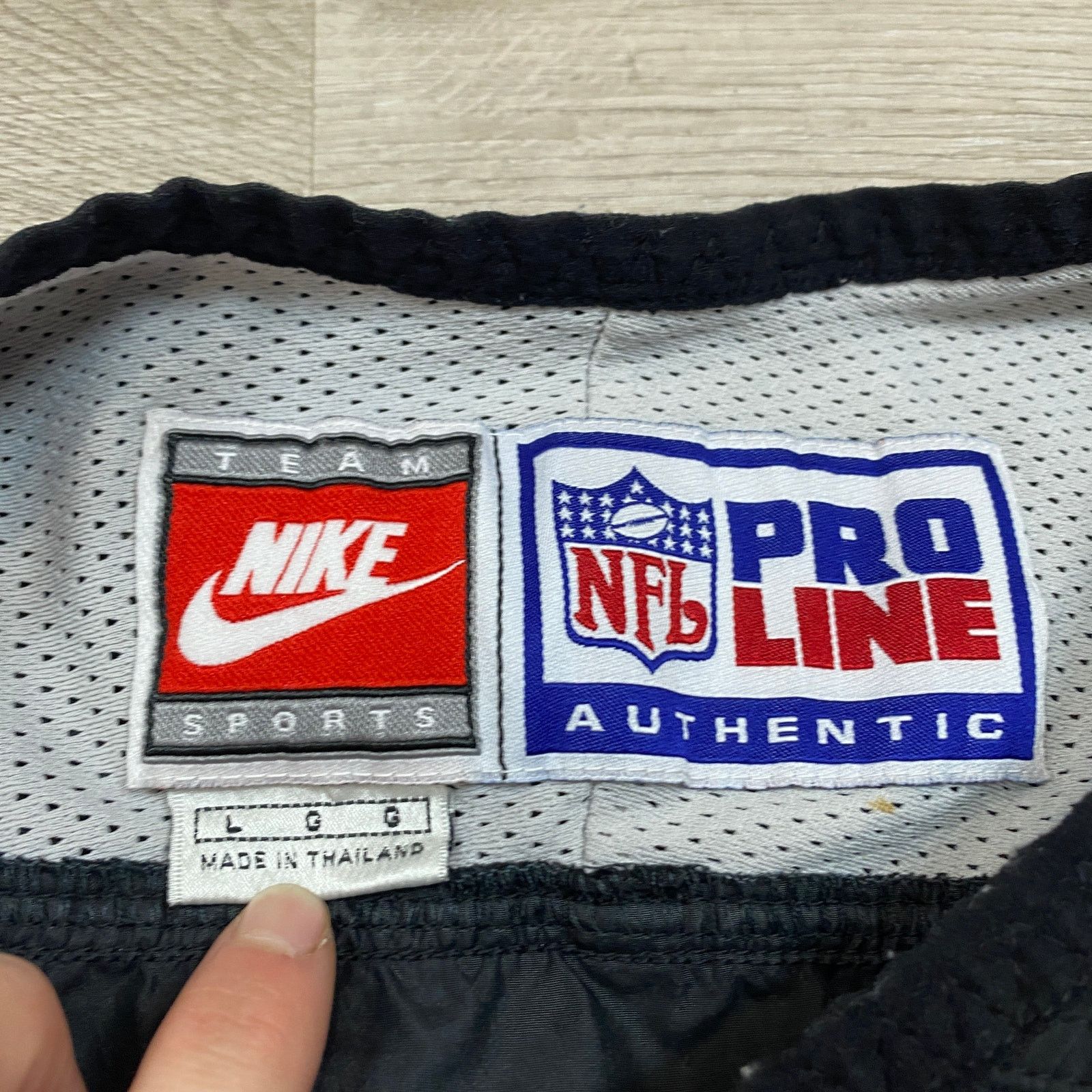 NFL × Nike × Vintage VTG 90s Nike NFL Pro Line LA Oakland Raiders Windbreaker L Size US L / EU 52-54 / 3 - 4 Thumbnail