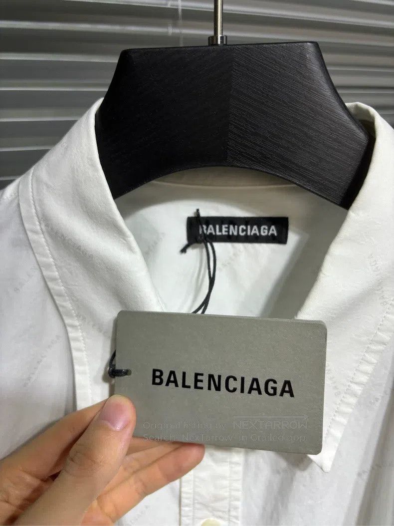 Balenciaga Balenciaga size 39 White long-sleeve shirt Size US S / EU 44-46 / 1 - 7 Thumbnail