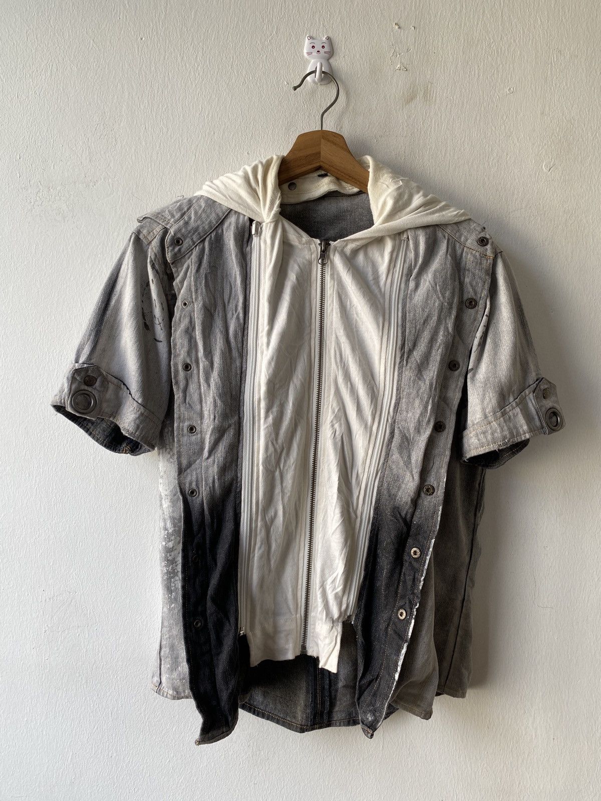 In The Attic × Japanese Brand In The Attic Removable Hoodie Design Distressed Shirt Size US M / EU 48-50 / 2 - 7 Thumbnail